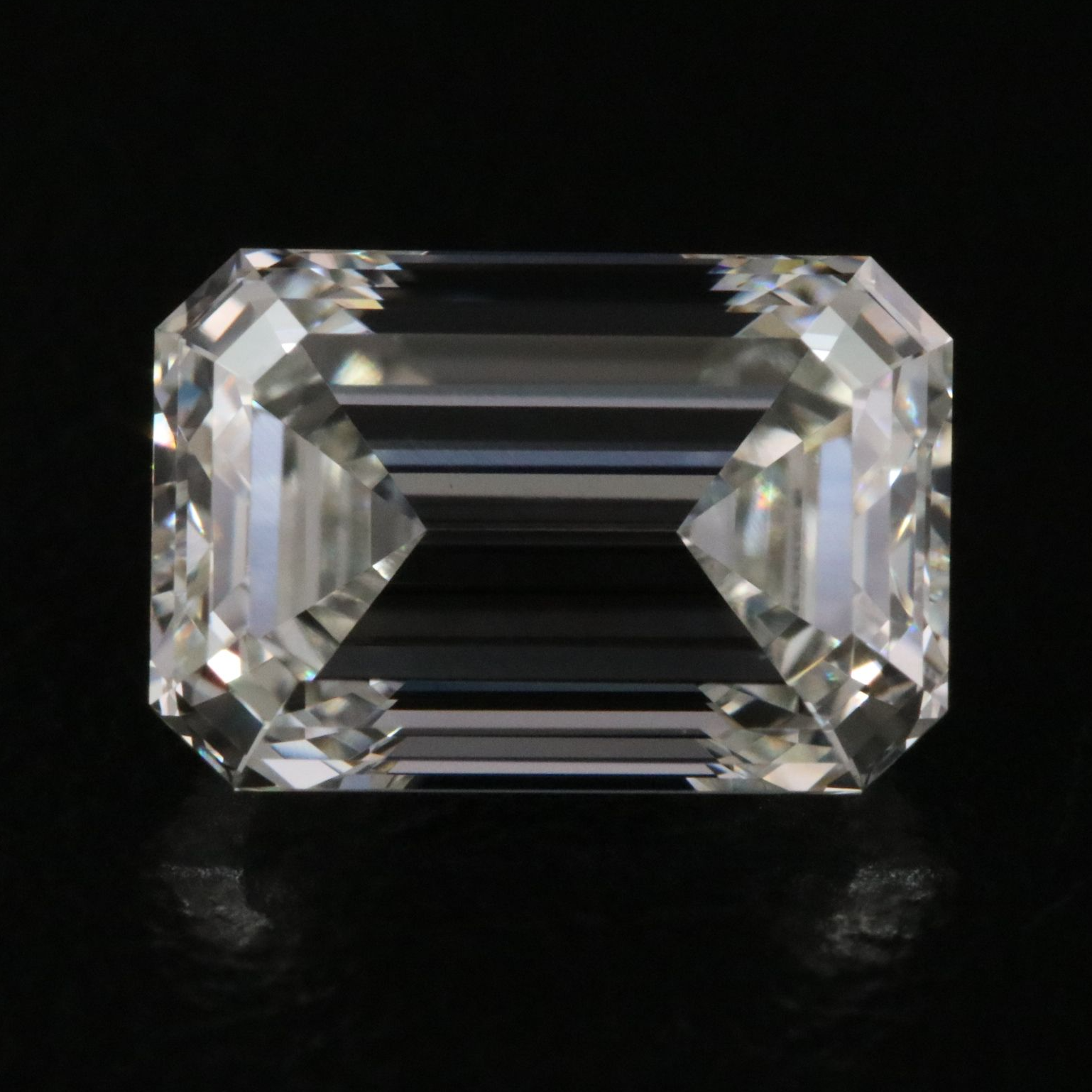 Loose 1.77 CT Lab Grown Diamond with IGI Report