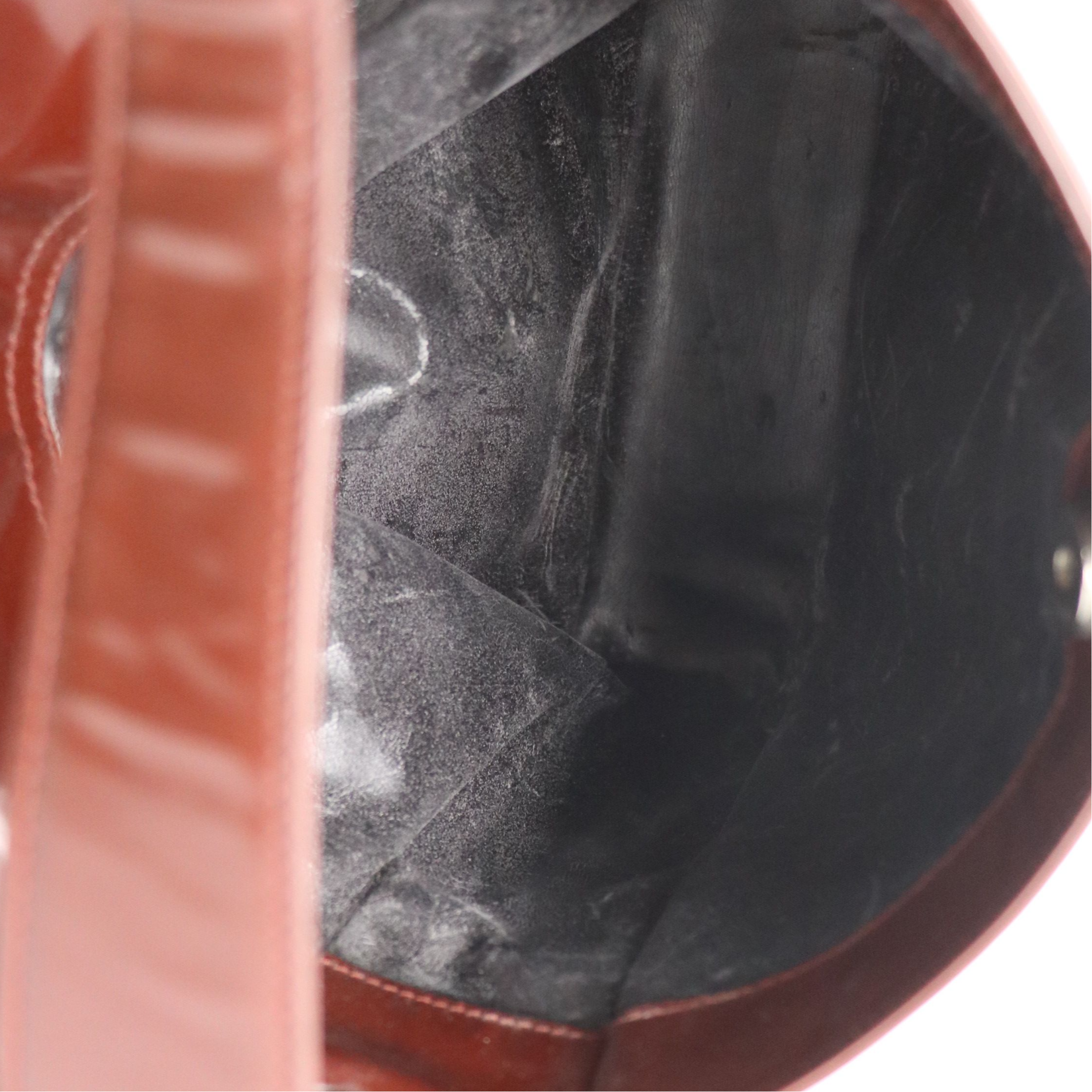 Gucci Interlocking G Hobo Shoulder Bag in Burgundy Patent Leather