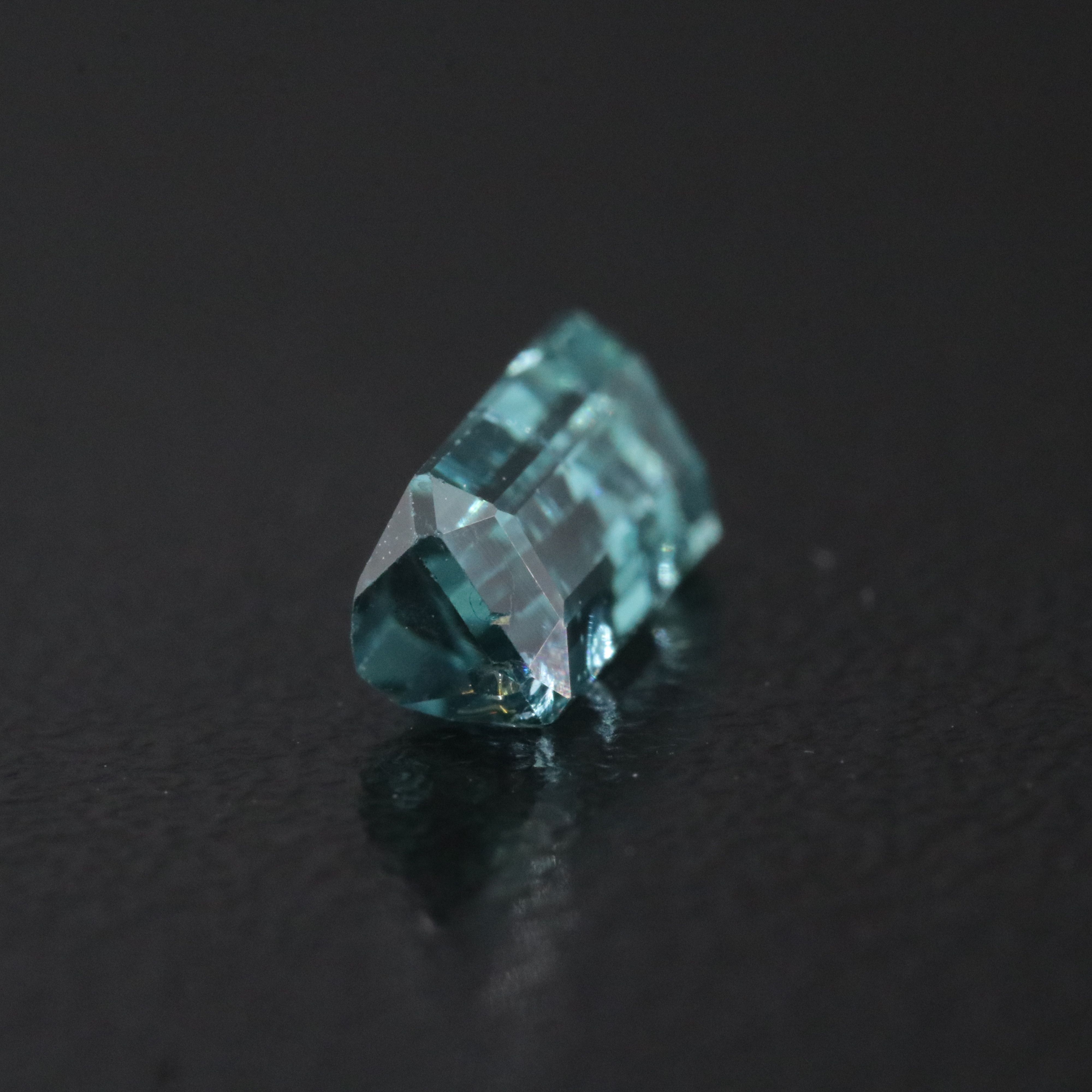 Loose 1.00 CT Tourmaline