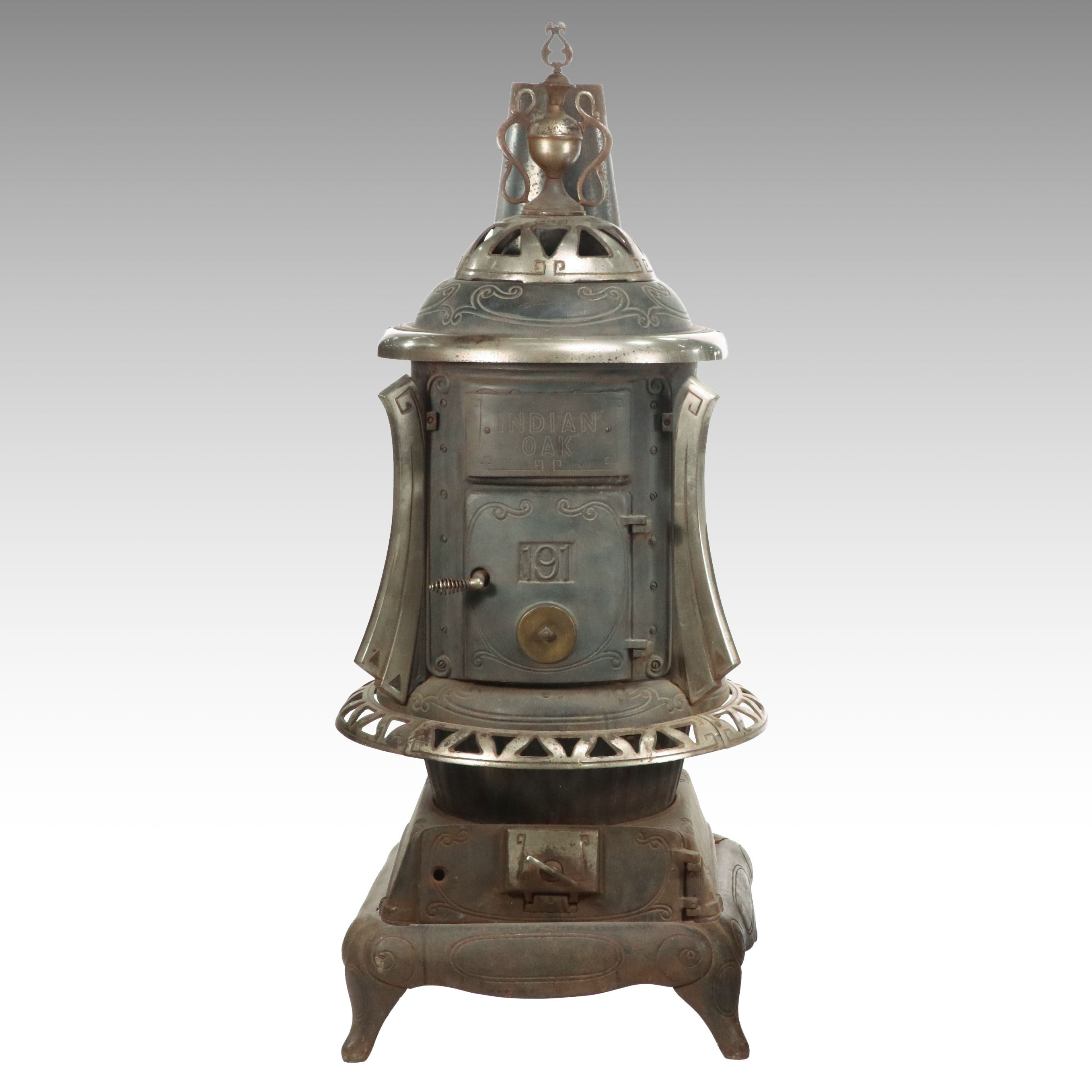 Indianapolis Stove Co. "Indian Oak 191" Cast Iron Parlor Stove