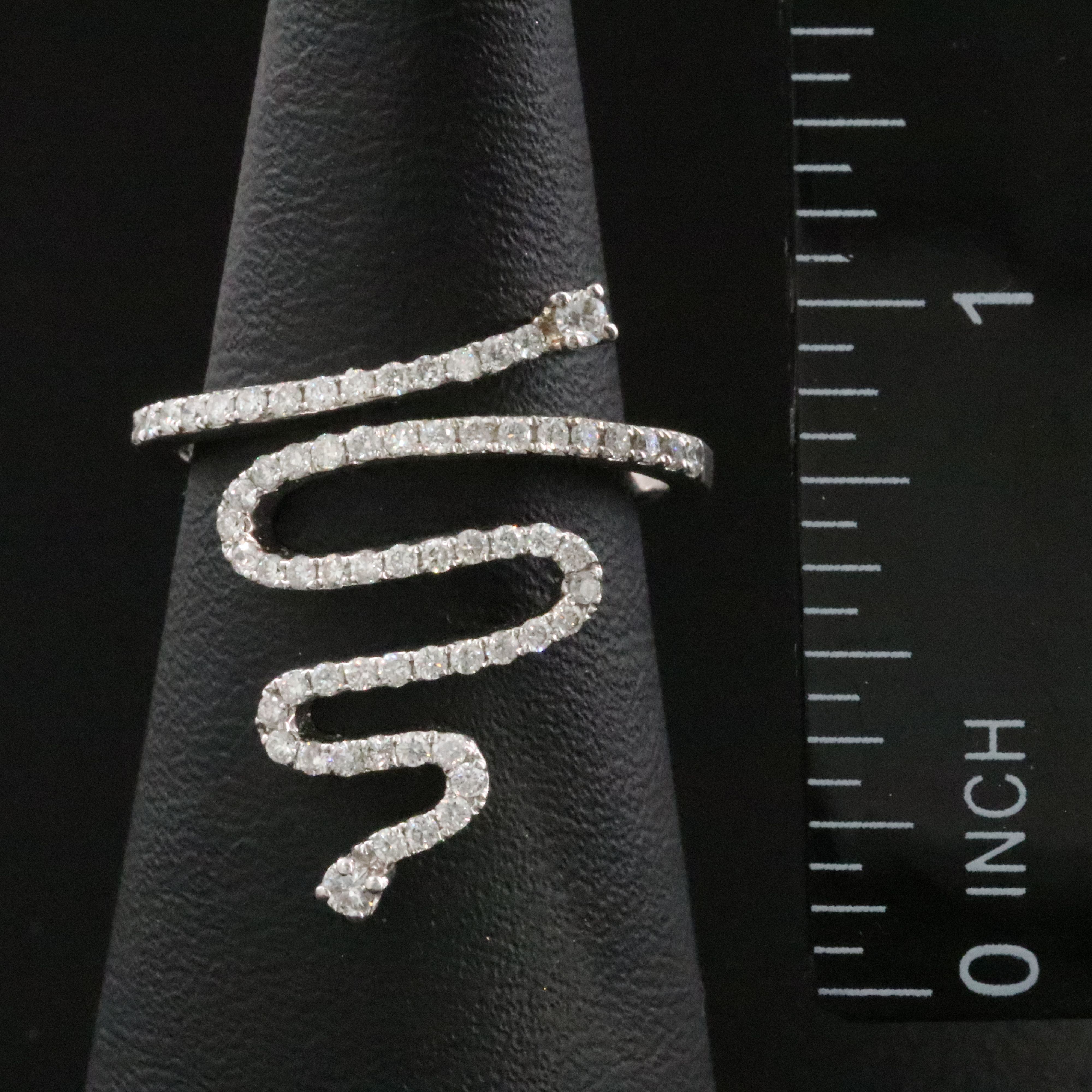 18K 0.50 CTW Diamond Ring