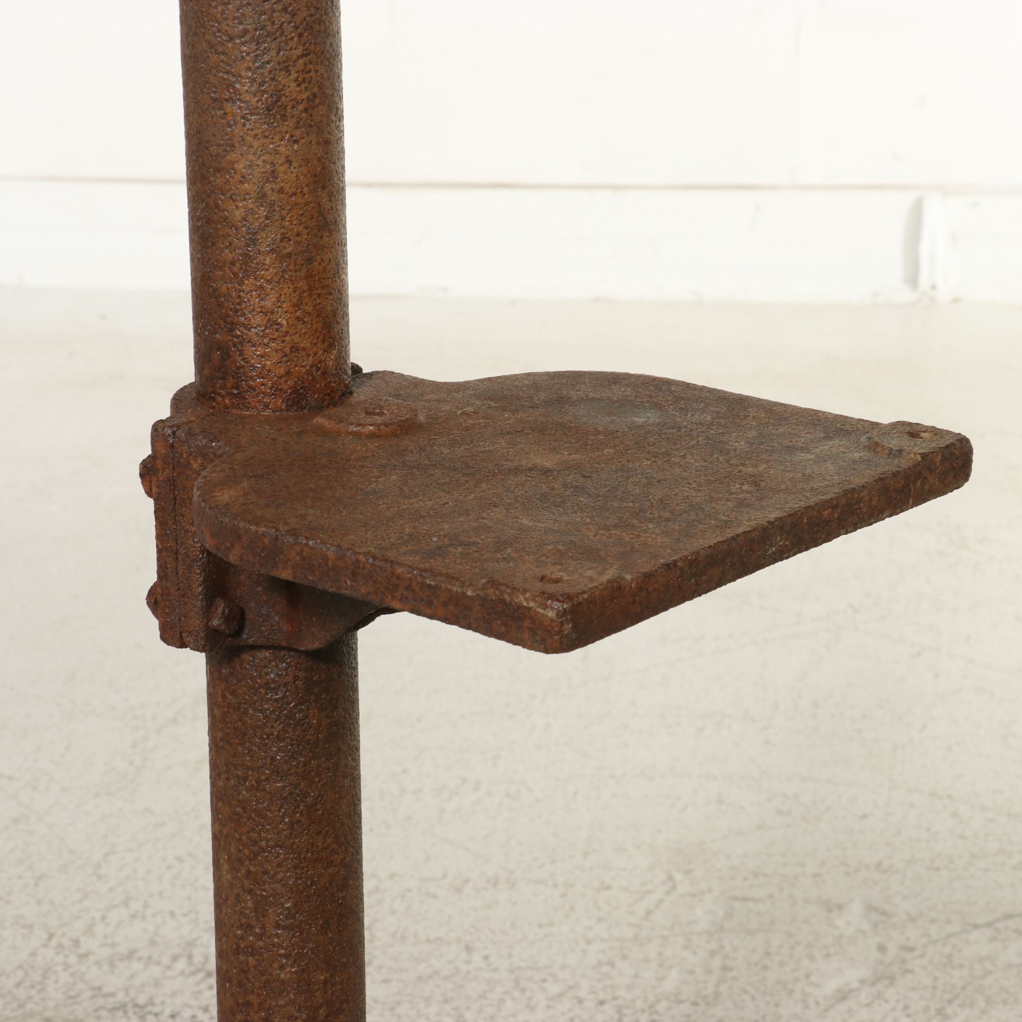 Vintage Iron Rivet Press