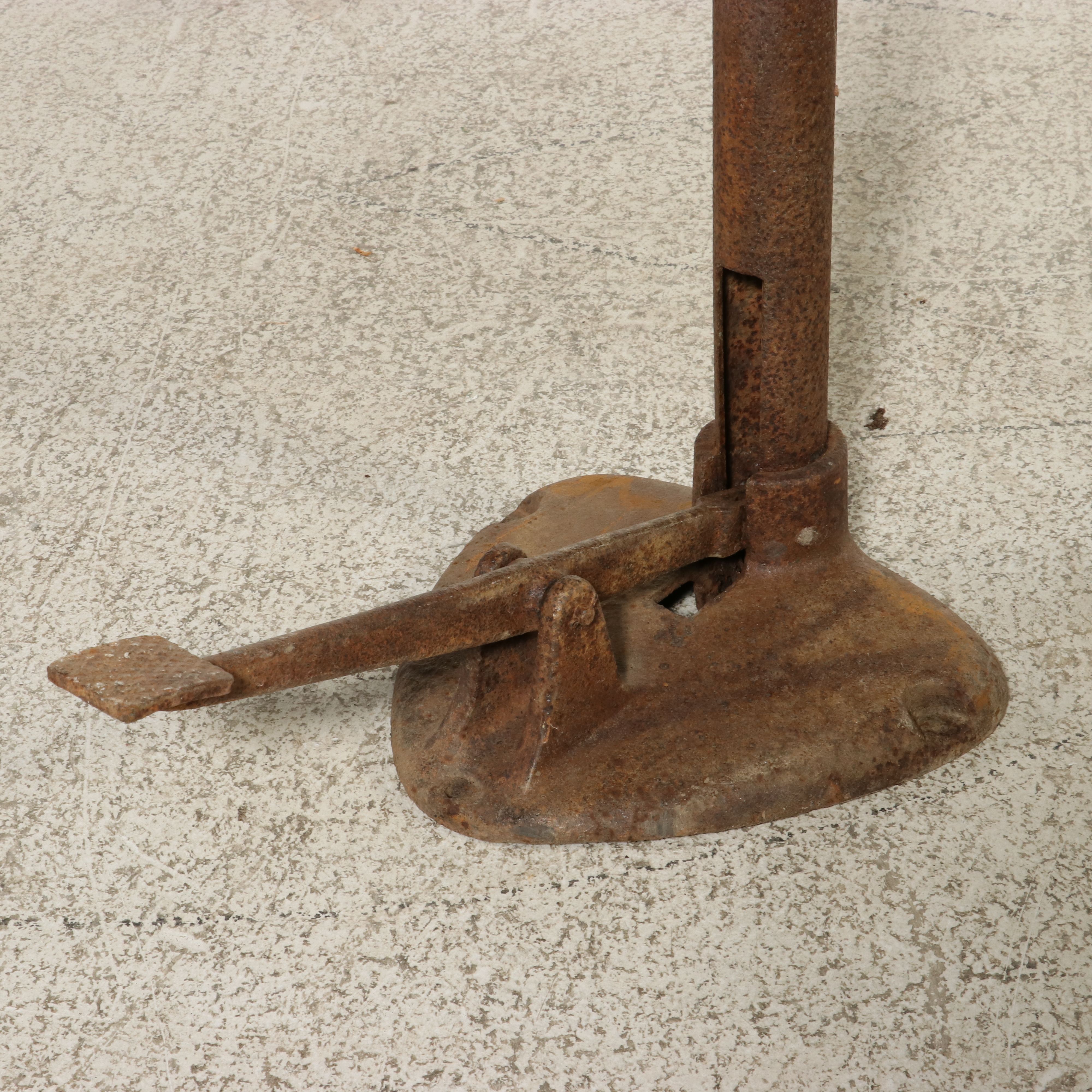 Vintage Iron Rivet Press