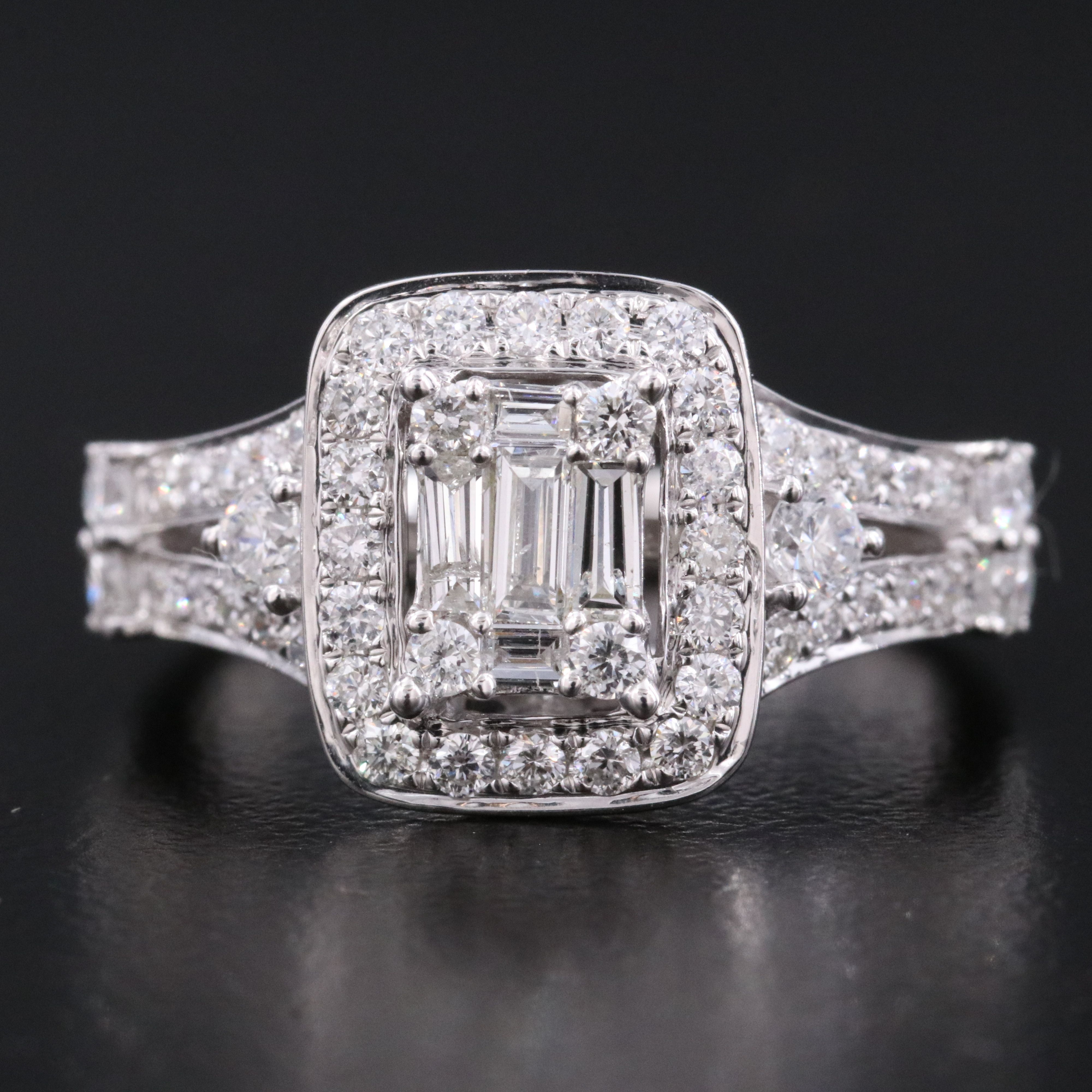 14K 1.00 CTW Diamond with Mosaic Center Ring