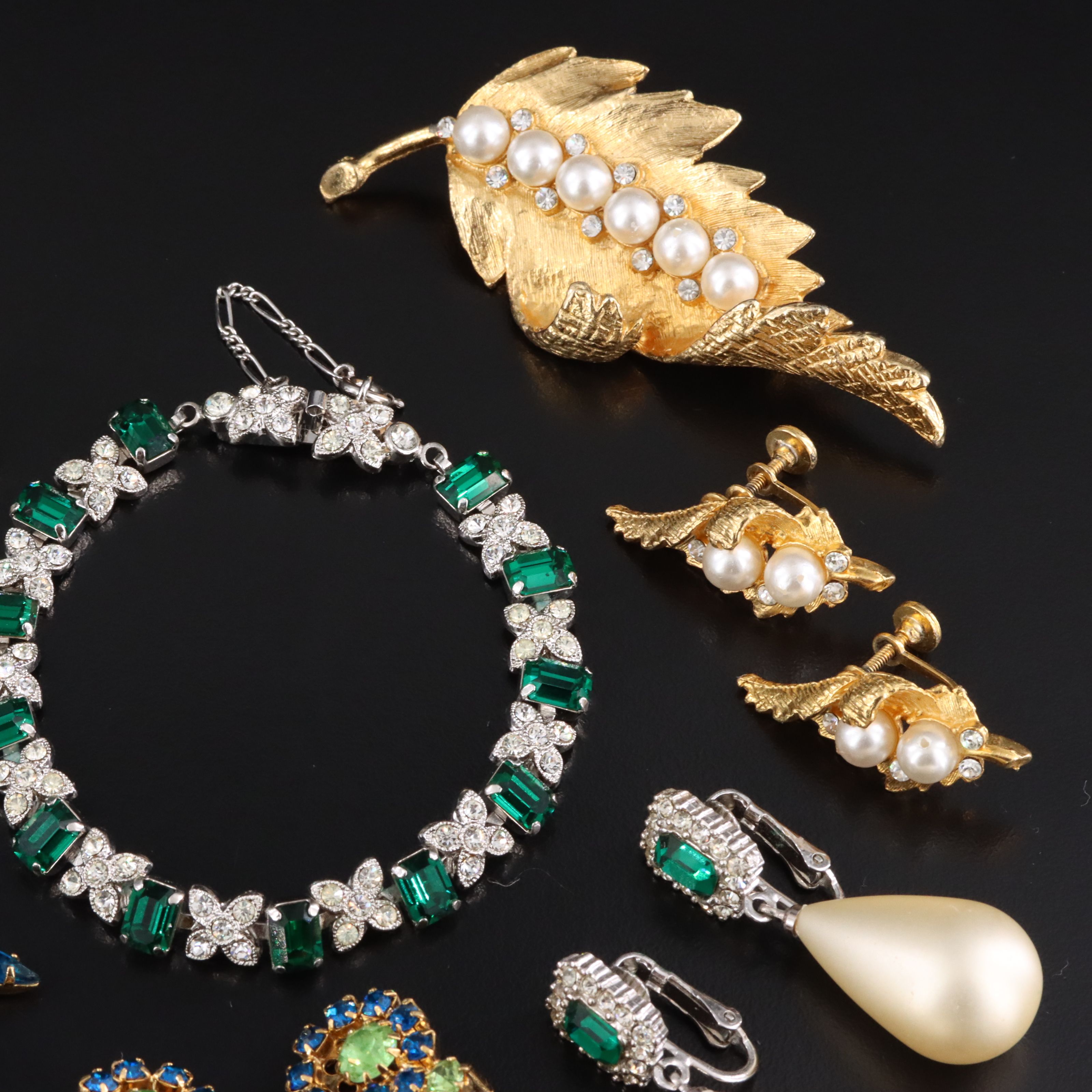 Austrian Schoffel & Co. Crystal Bracelet Featured in Rhinestone Jewelry