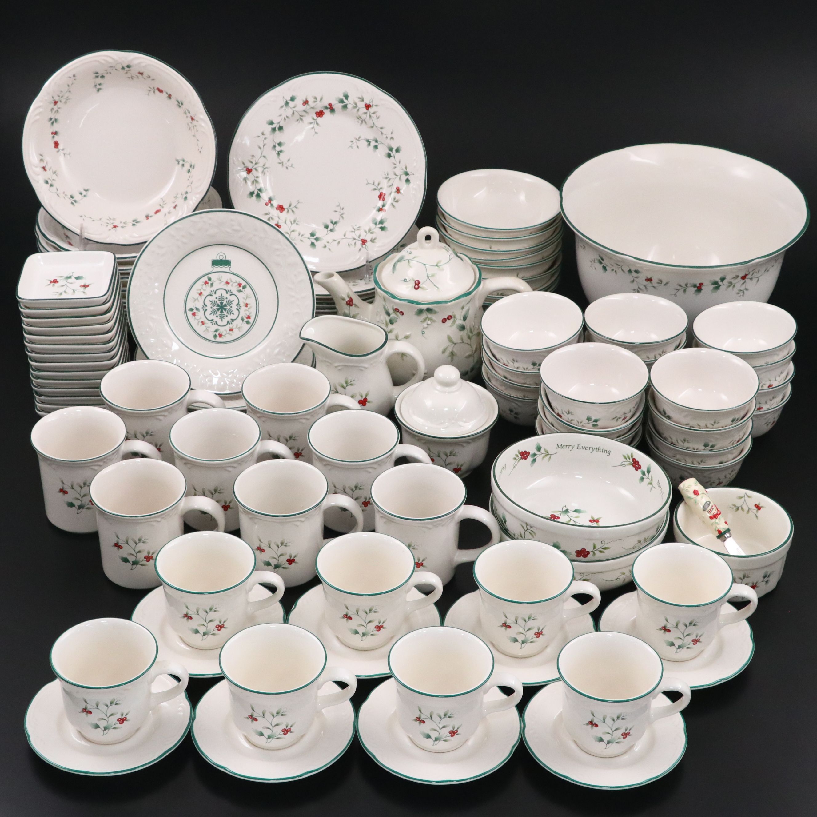 Pfaltzgraff "Winterberry" Ceramic Seasonal Dinnerware and Table Accessories