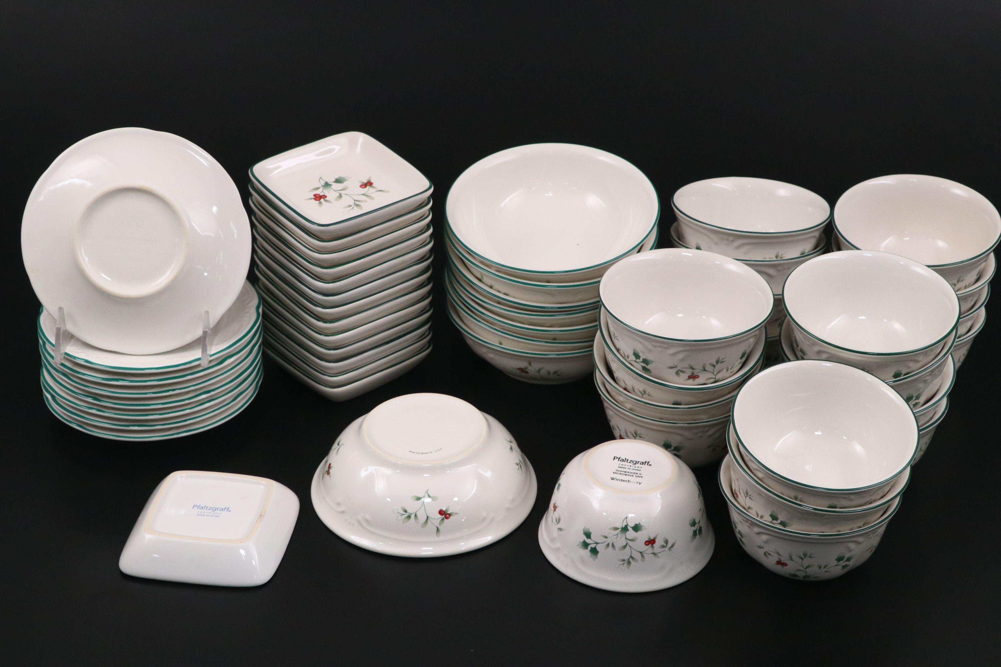 Pfaltzgraff "Winterberry" Ceramic Seasonal Dinnerware and Table Accessories
