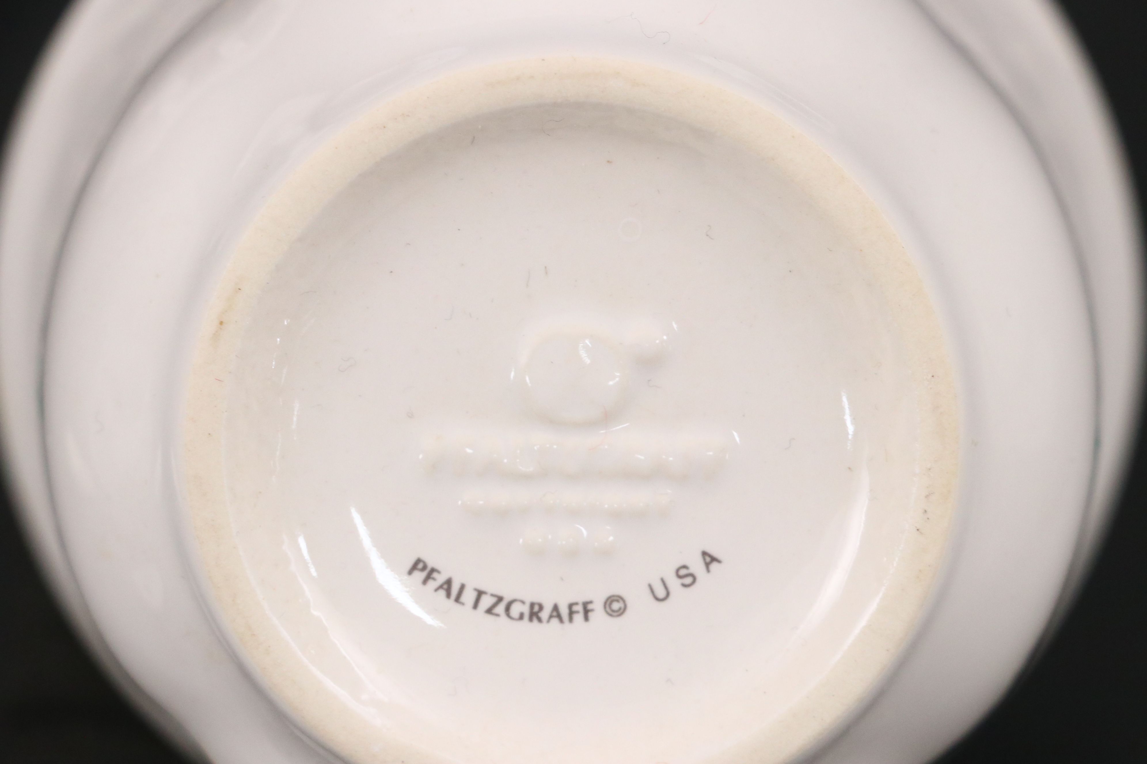 Pfaltzgraff "Winterberry" Ceramic Seasonal Dinnerware and Table Accessories