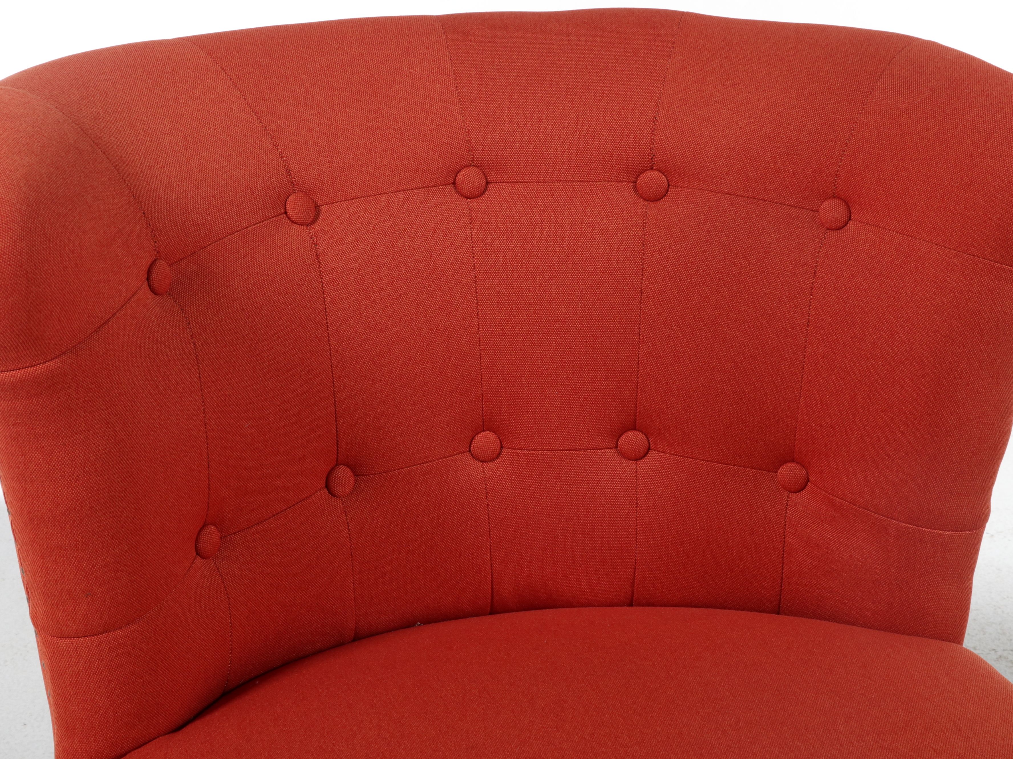 Pair of Hollywood Regency Style Tufted Orange Slipper Chairs, 21st Century