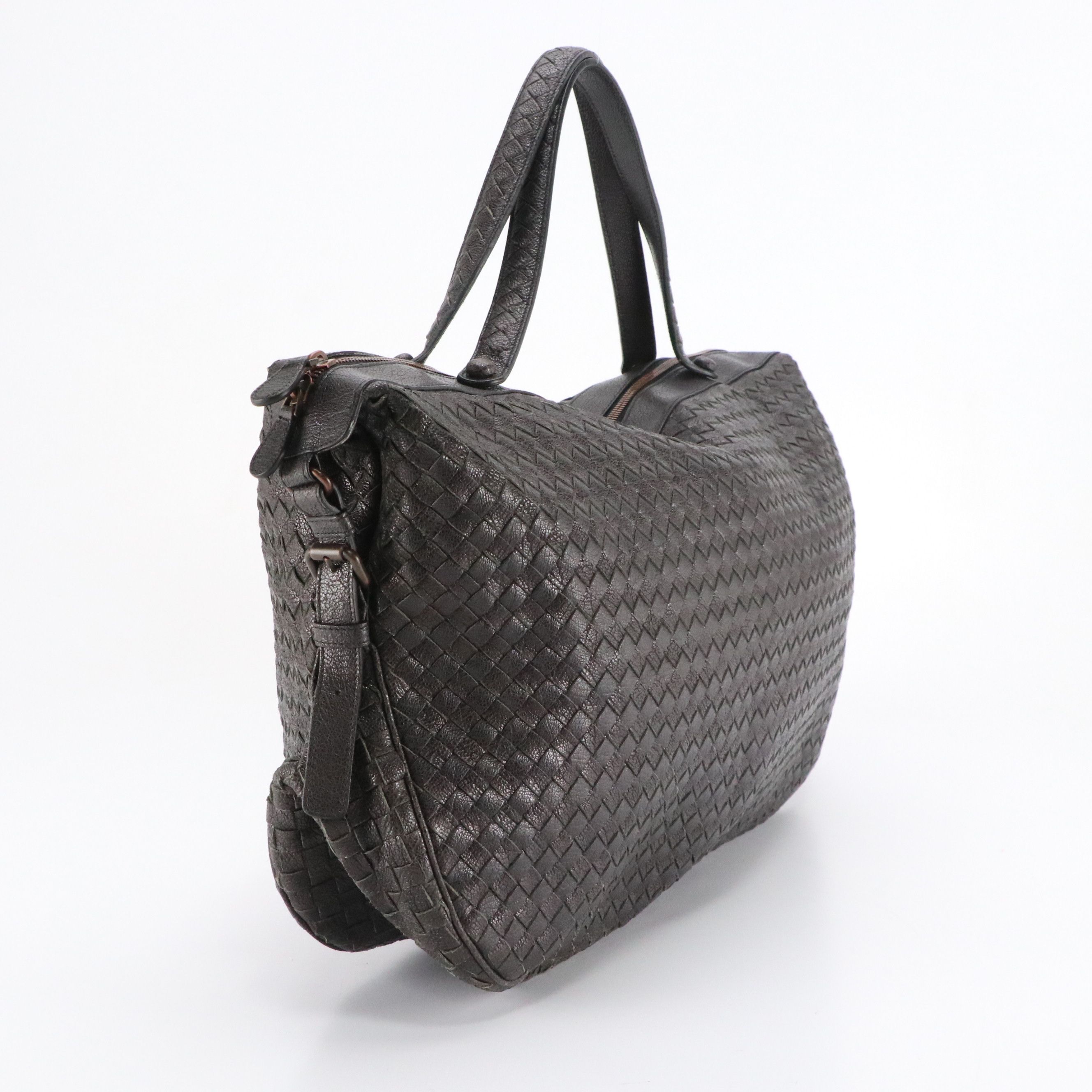 Bottega Veneta Matita East West Belly Bag in Intrecciato Woven Goatskin Leather