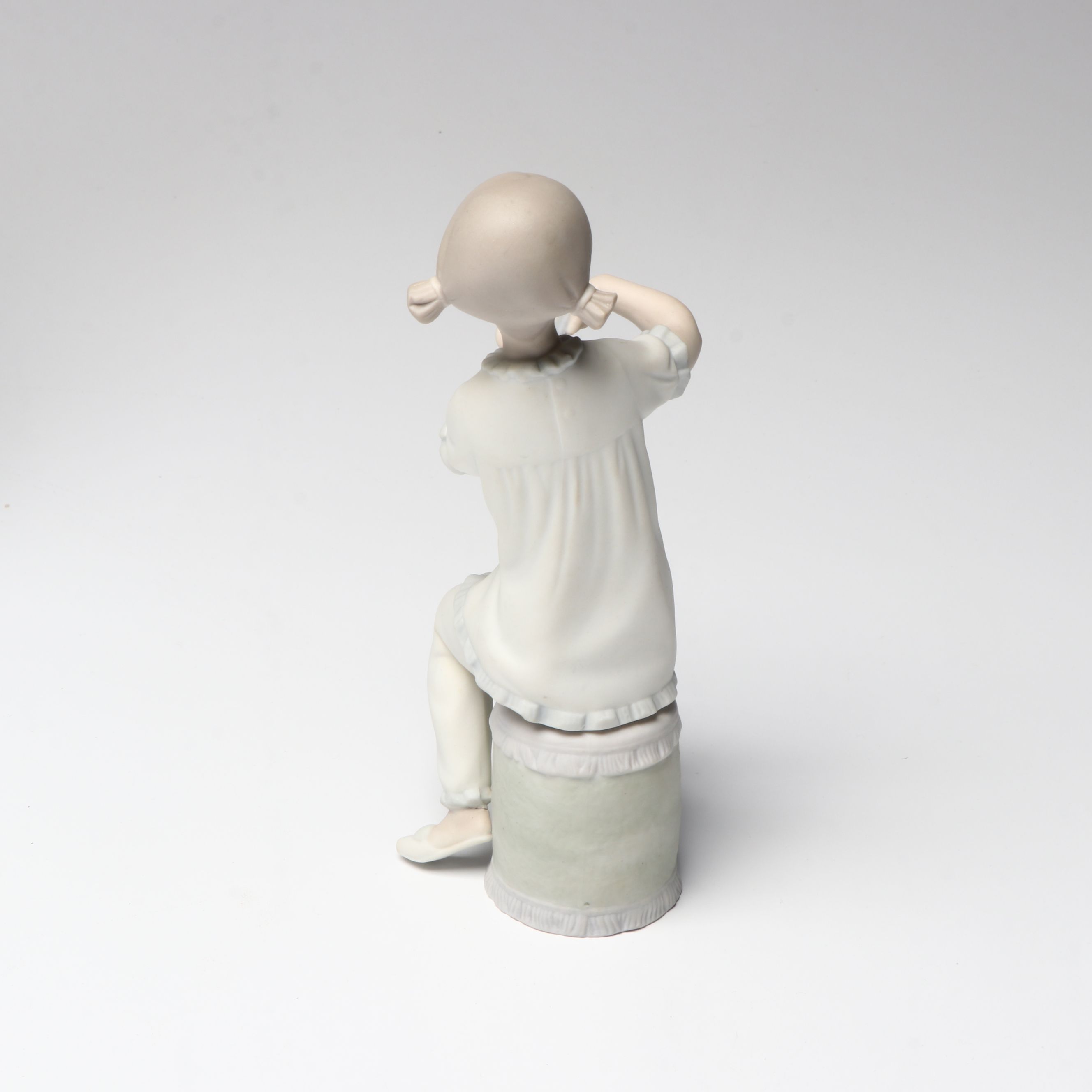 Lladró Style Porcelain Figurines