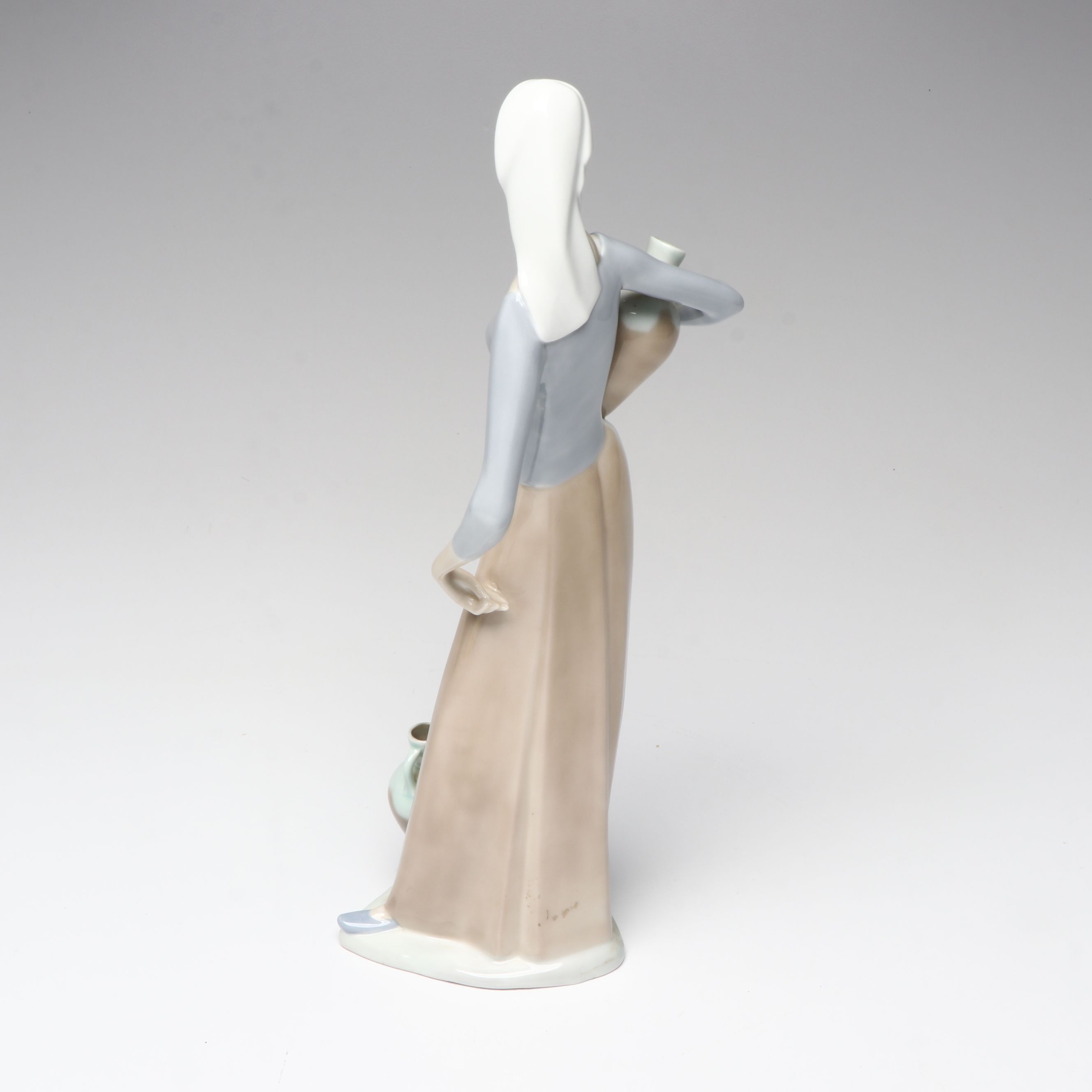 Lladró Style Porcelain Figurines