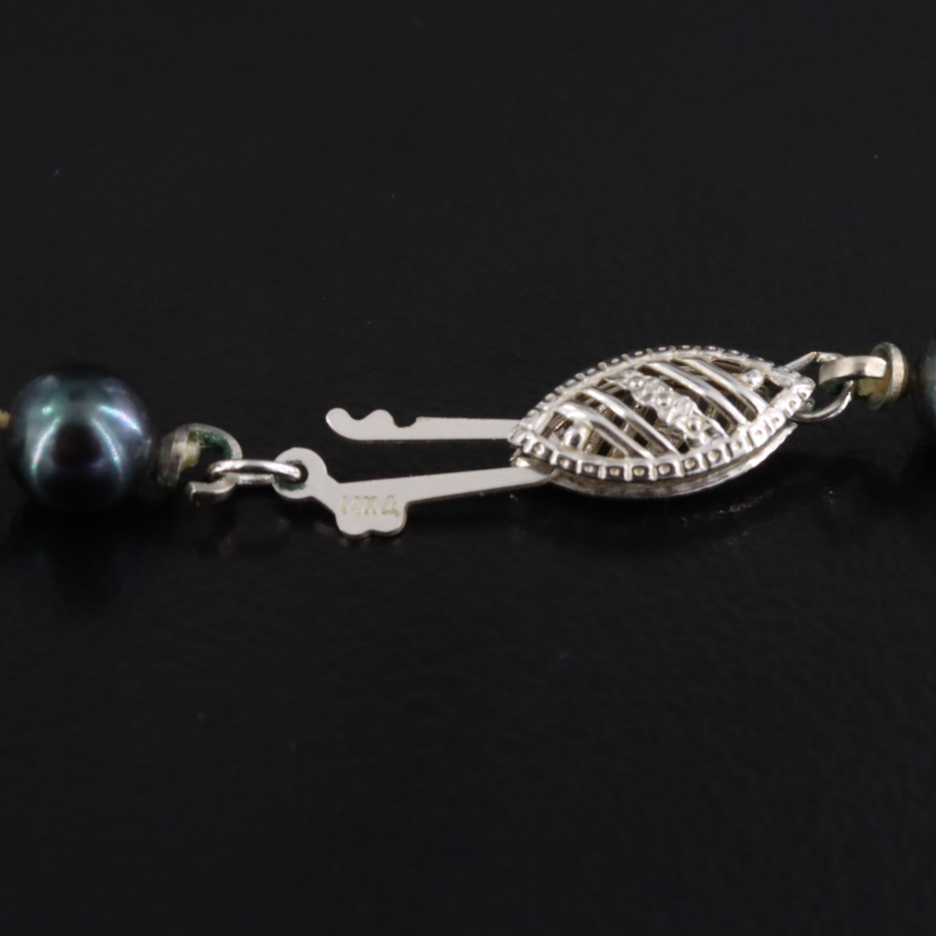 Pearl Necklace with 14K Clasp