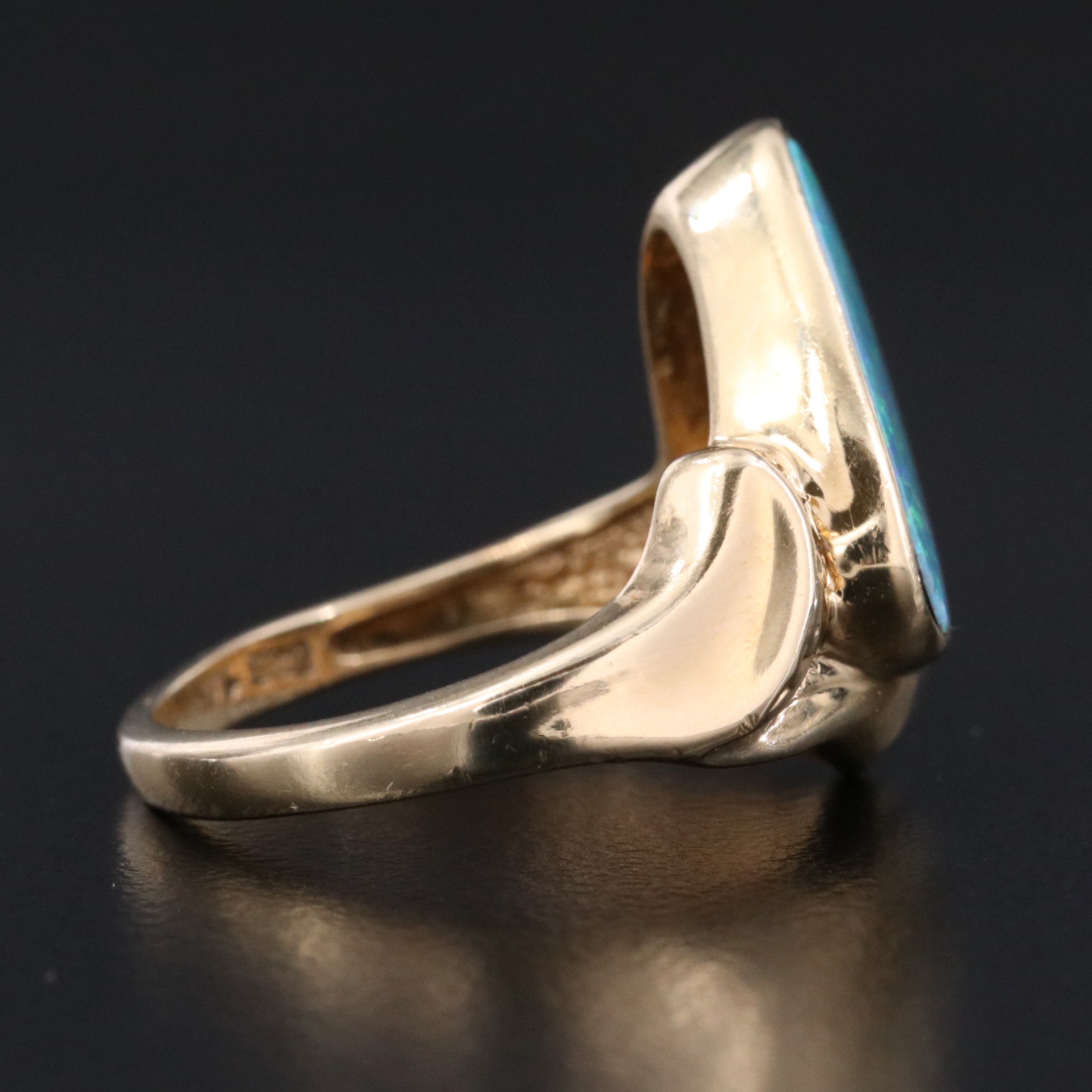 14K Opal Doublet and Diamond Ring