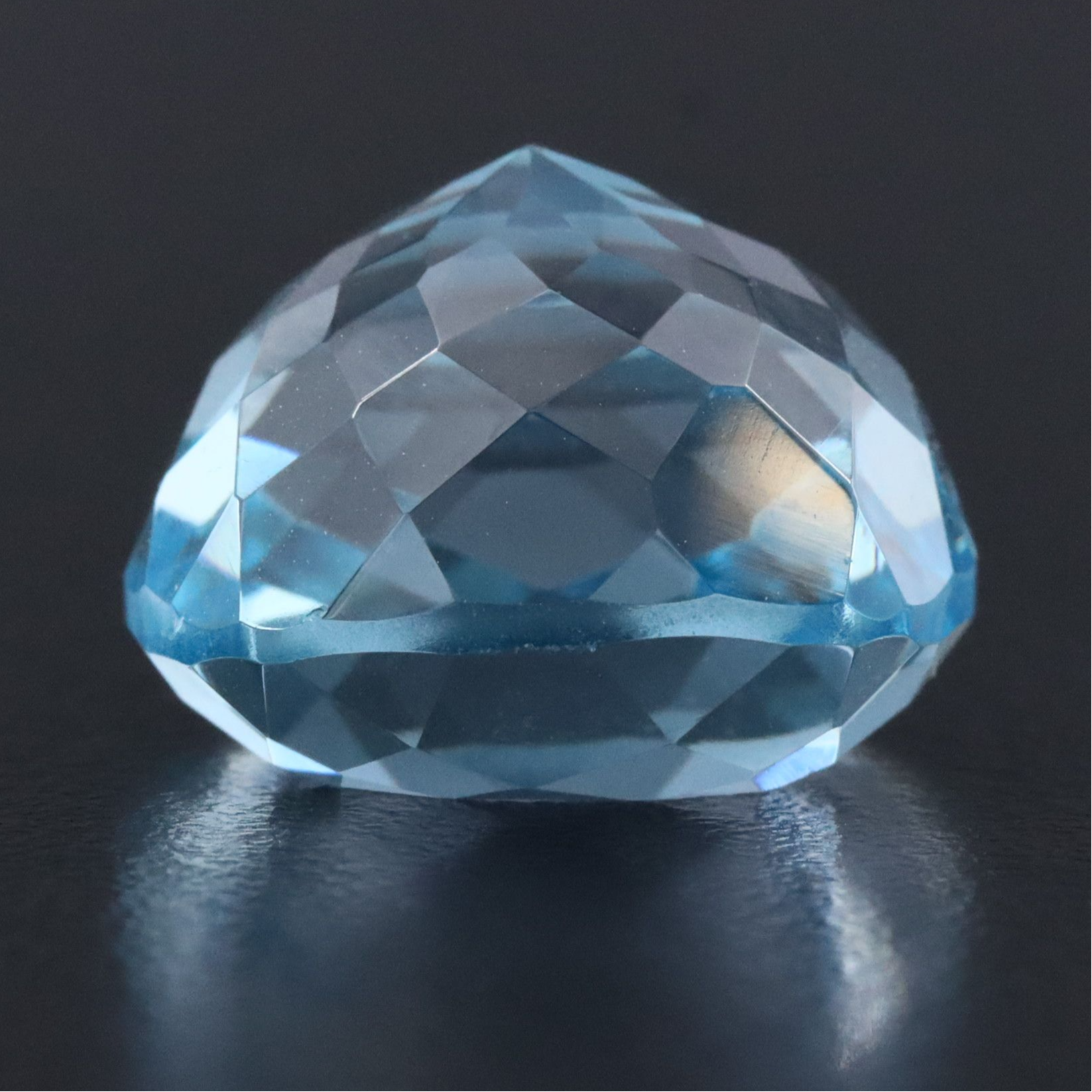 Loose 19.65 CT Swiss Blue Topaz