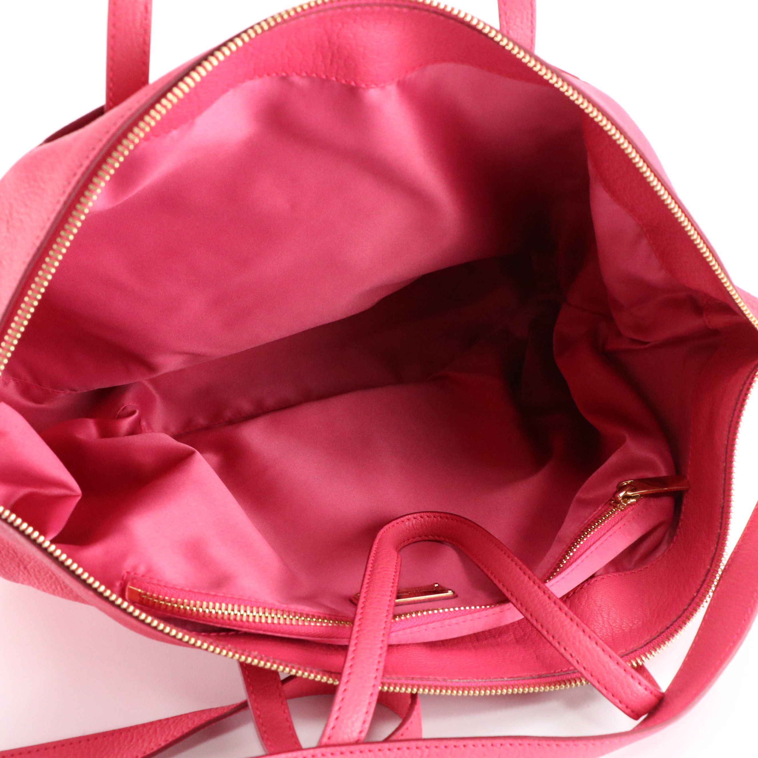 Salvatore Ferragamo Zippered Two Way Tote Bag in Pink Grained Leather