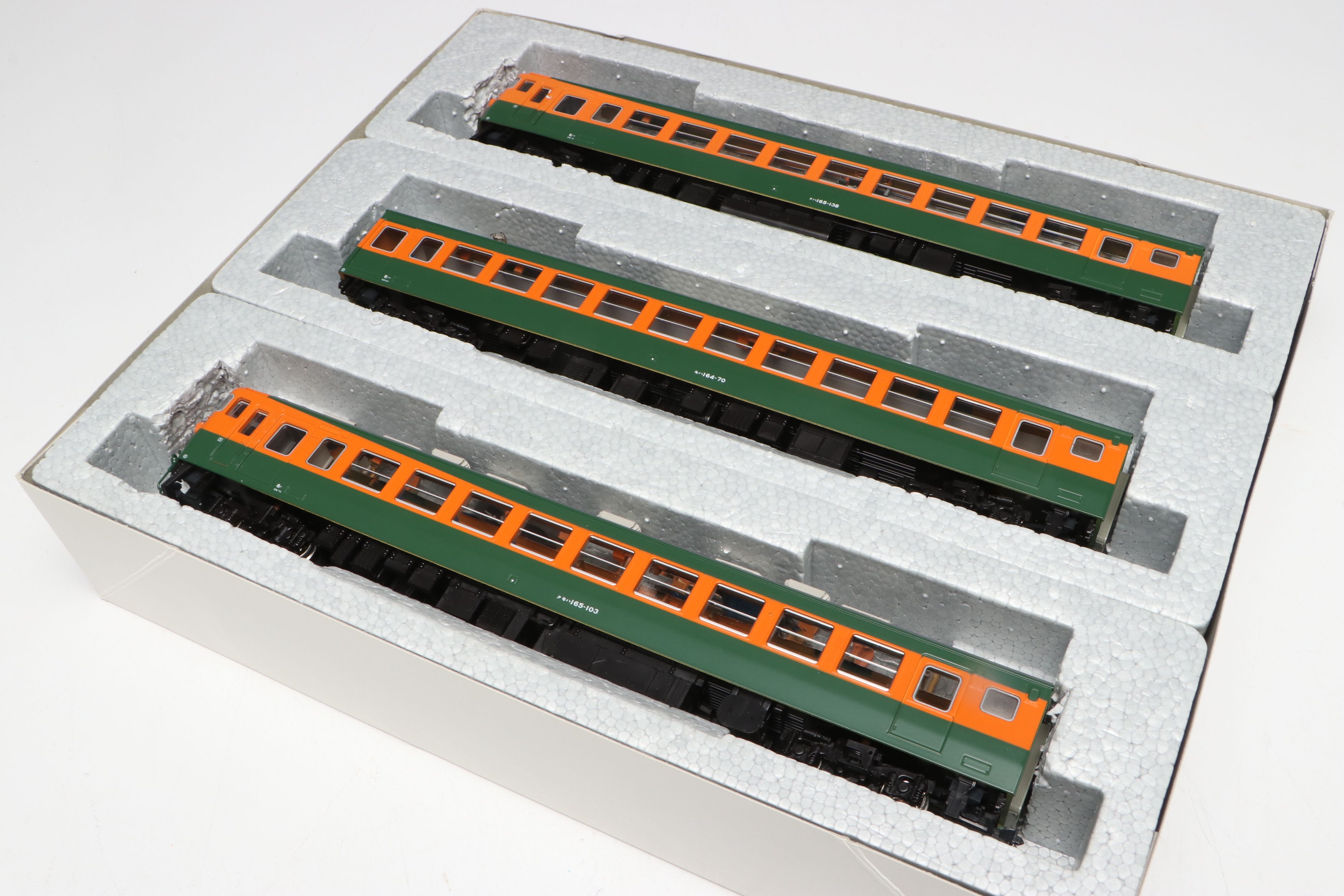 Kato 3-506 JR Series 165 Express 3-Car Set with Yonezawa Ace Diapet Power Dozer