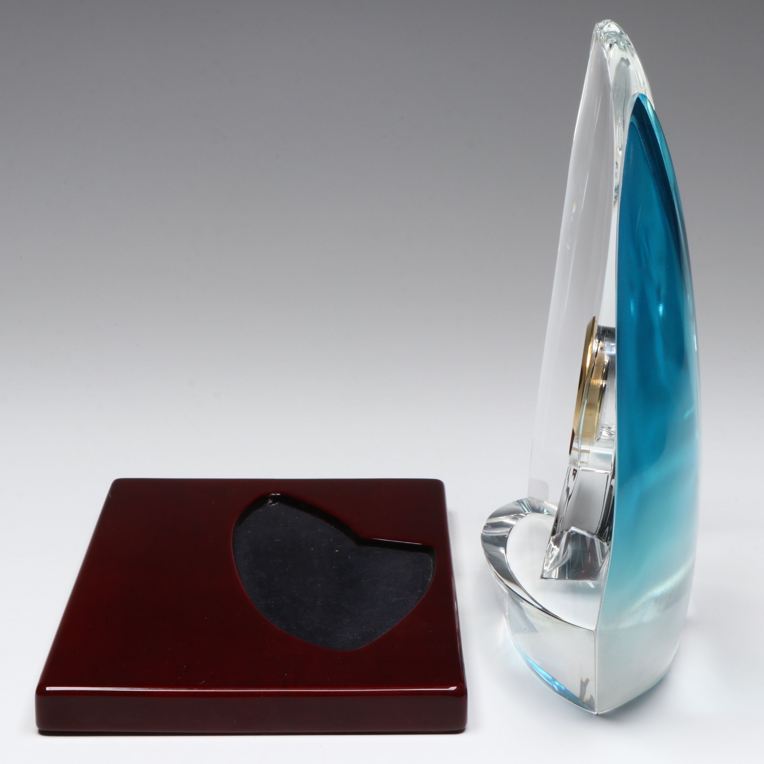 Bulova Crystal Sailboat Desk Clock