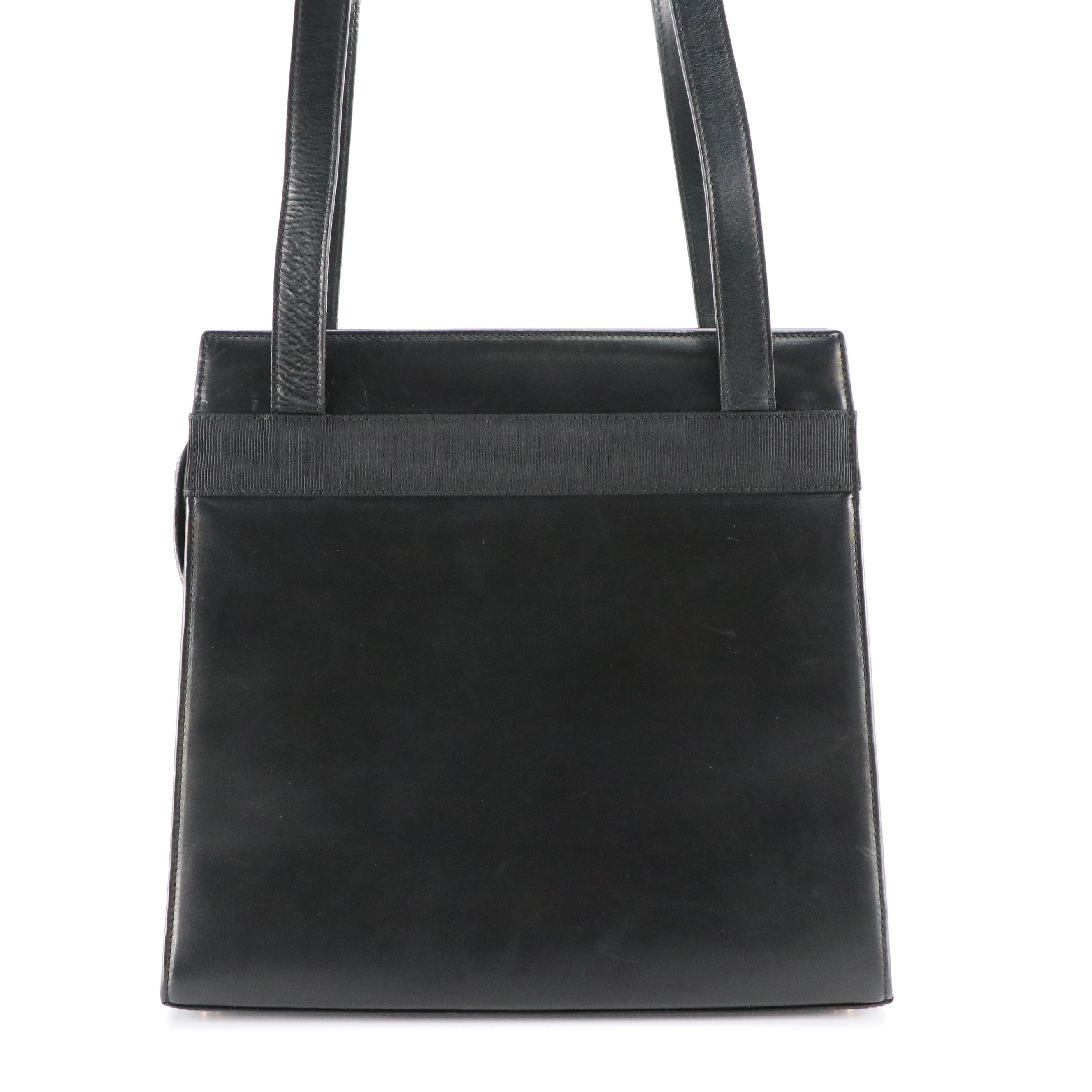 Salvatore Ferragamo Black Leather Vara Bow Shoulder Bag