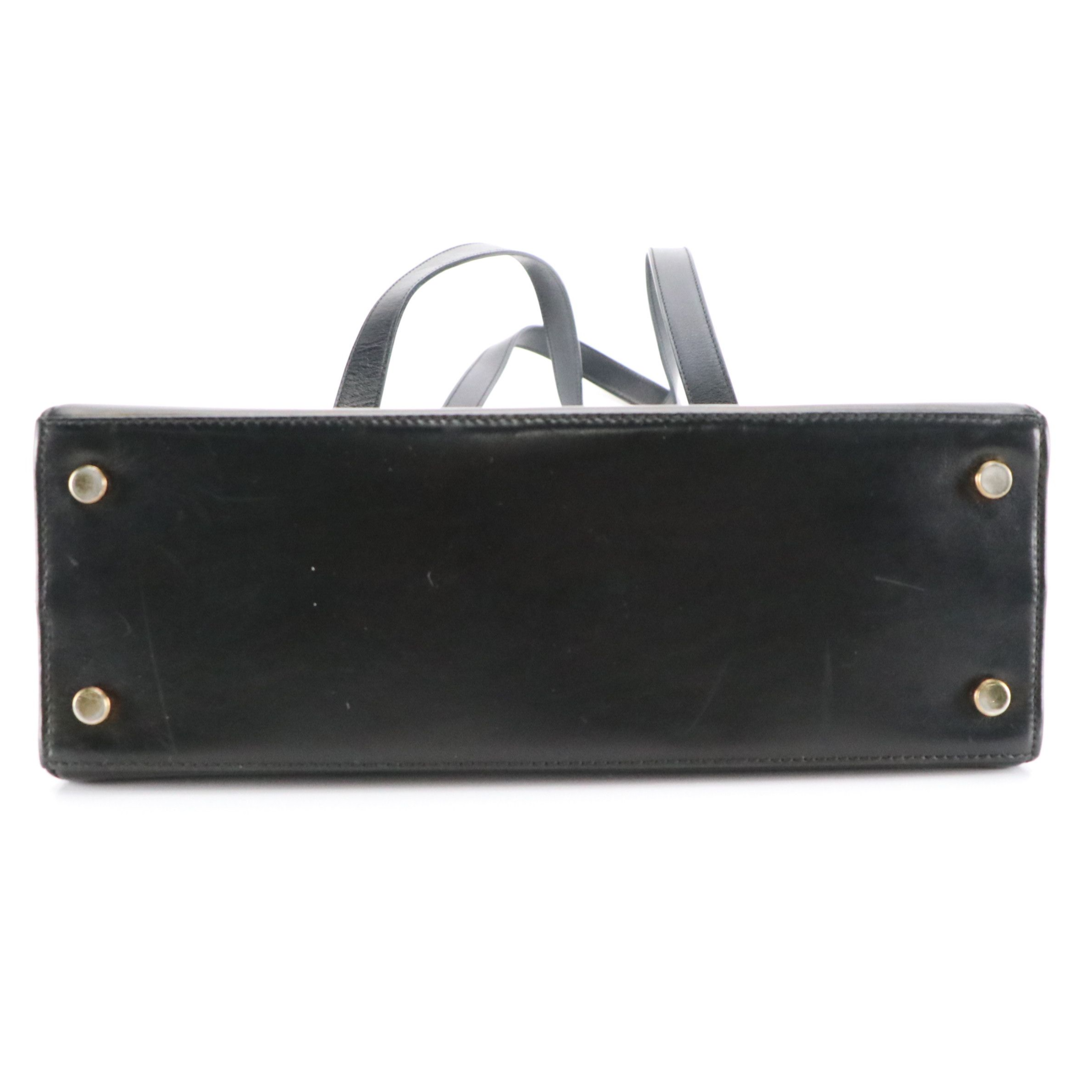 Salvatore Ferragamo Black Leather Vara Bow Shoulder Bag