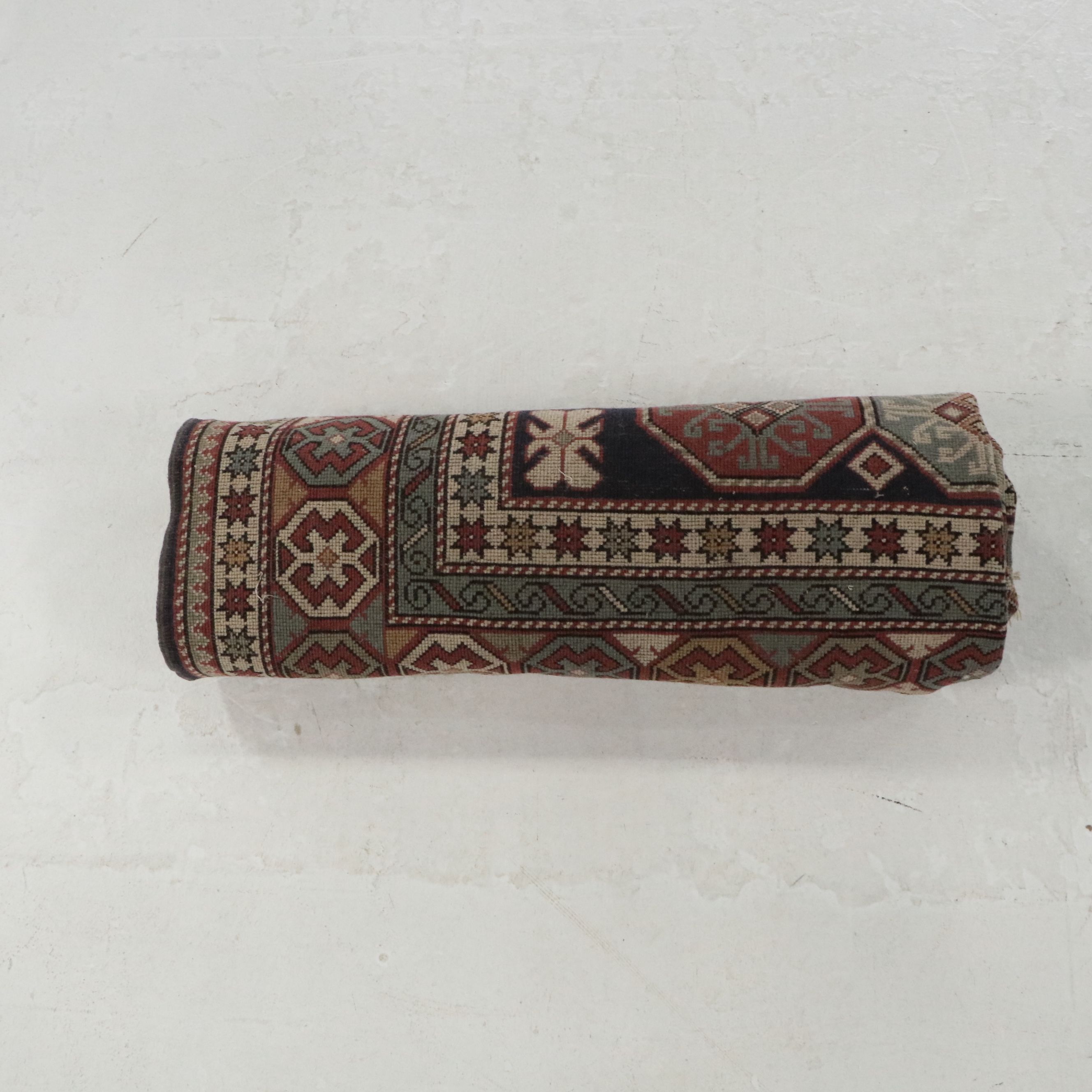 5'5 x 7'2 Hand-Knotted Caucasian Kazak Area Rug