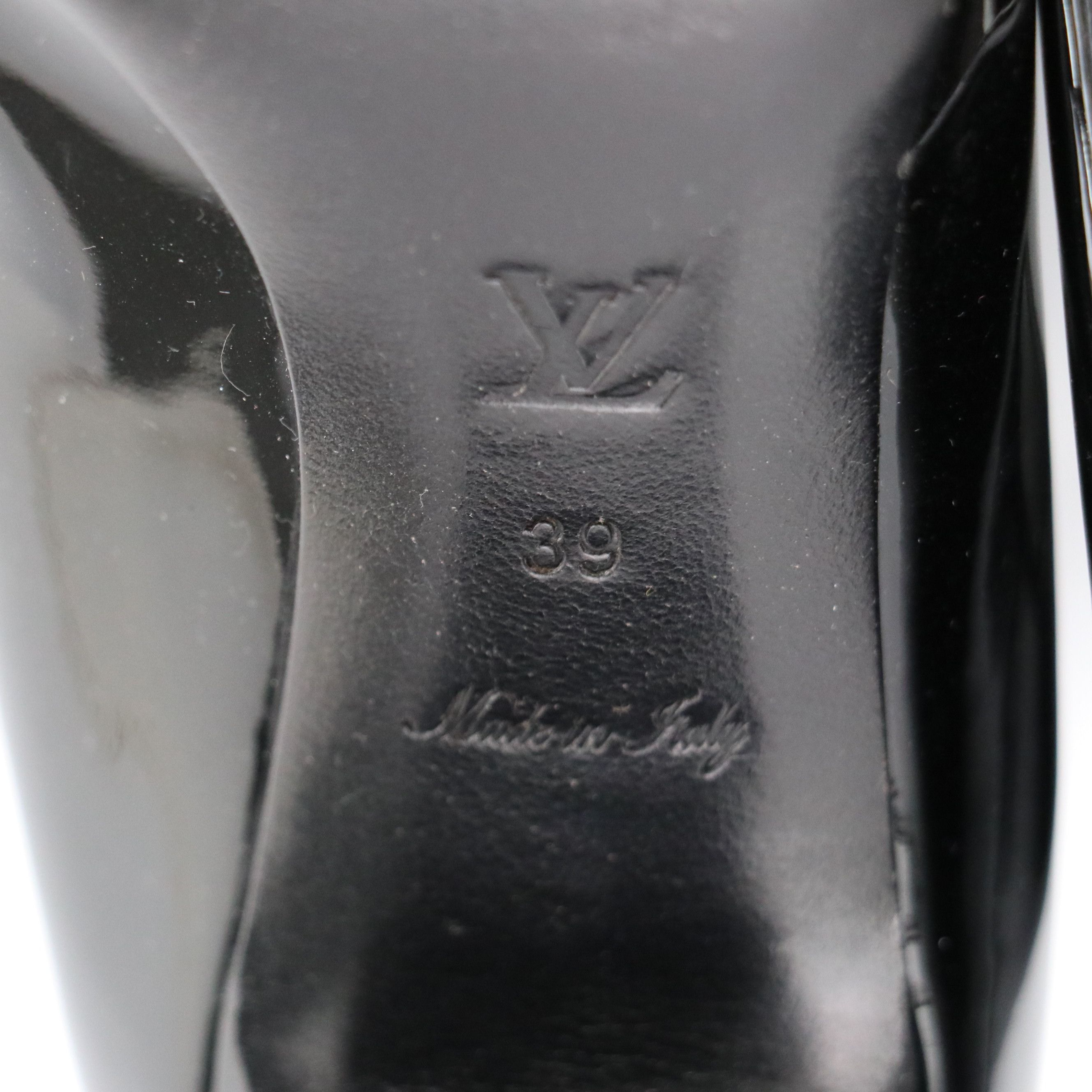 Louis Vuitton Square-Toe Low Heeled Shoes in Black Patent Leather