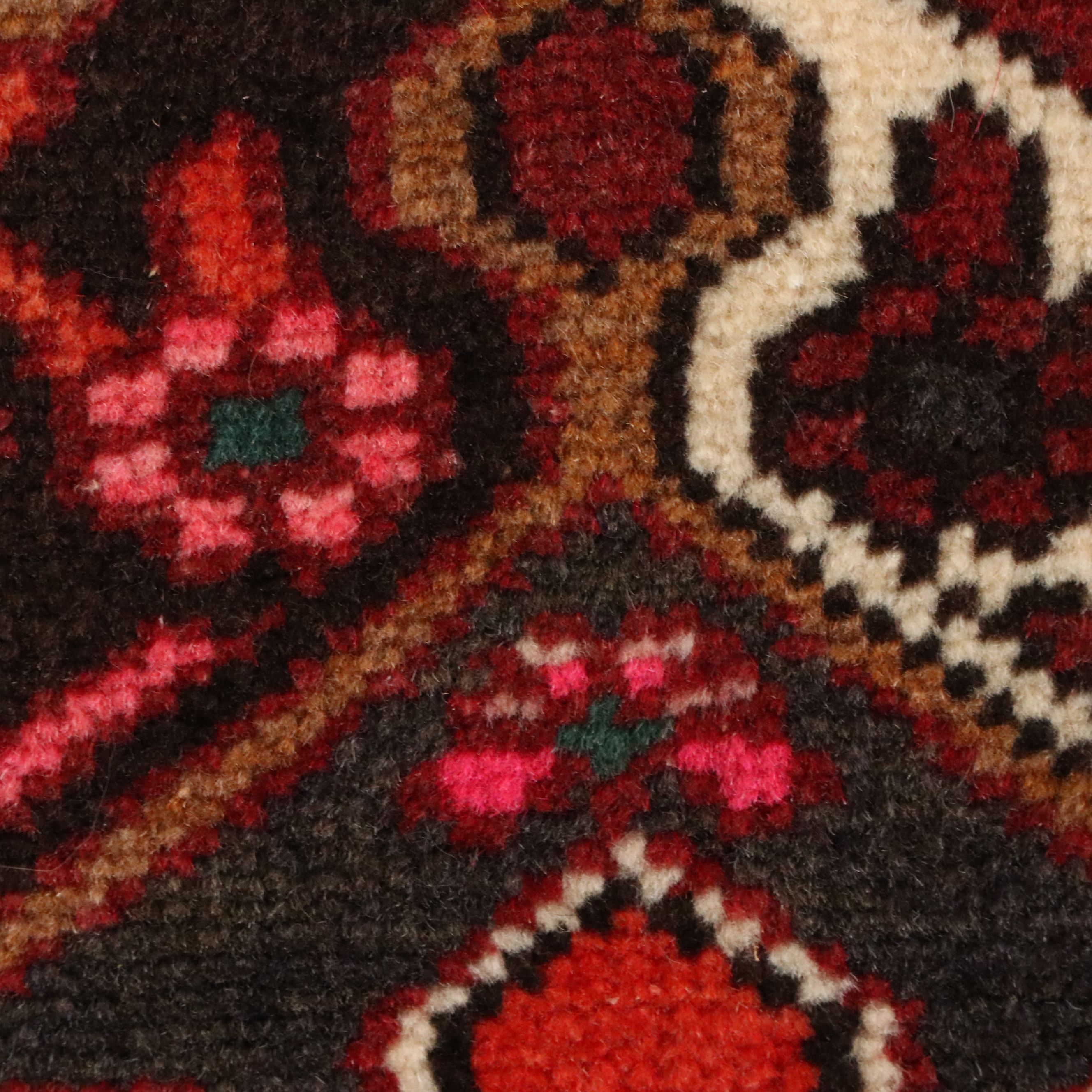 6'11 x 9'8 Hand-Knotted Persian Bakhtiari Area Rug