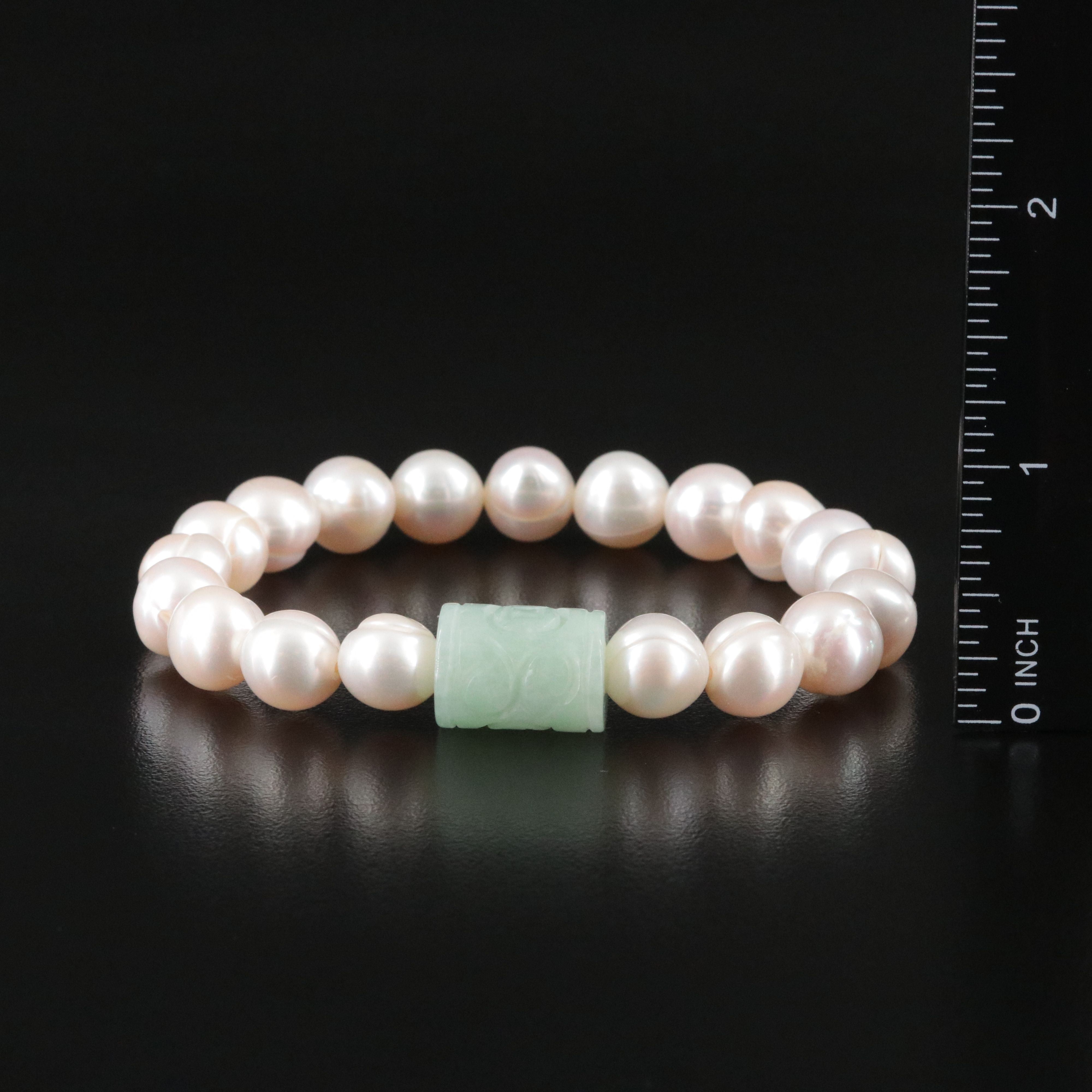 Pearl and Carved Jadeite Bracelet