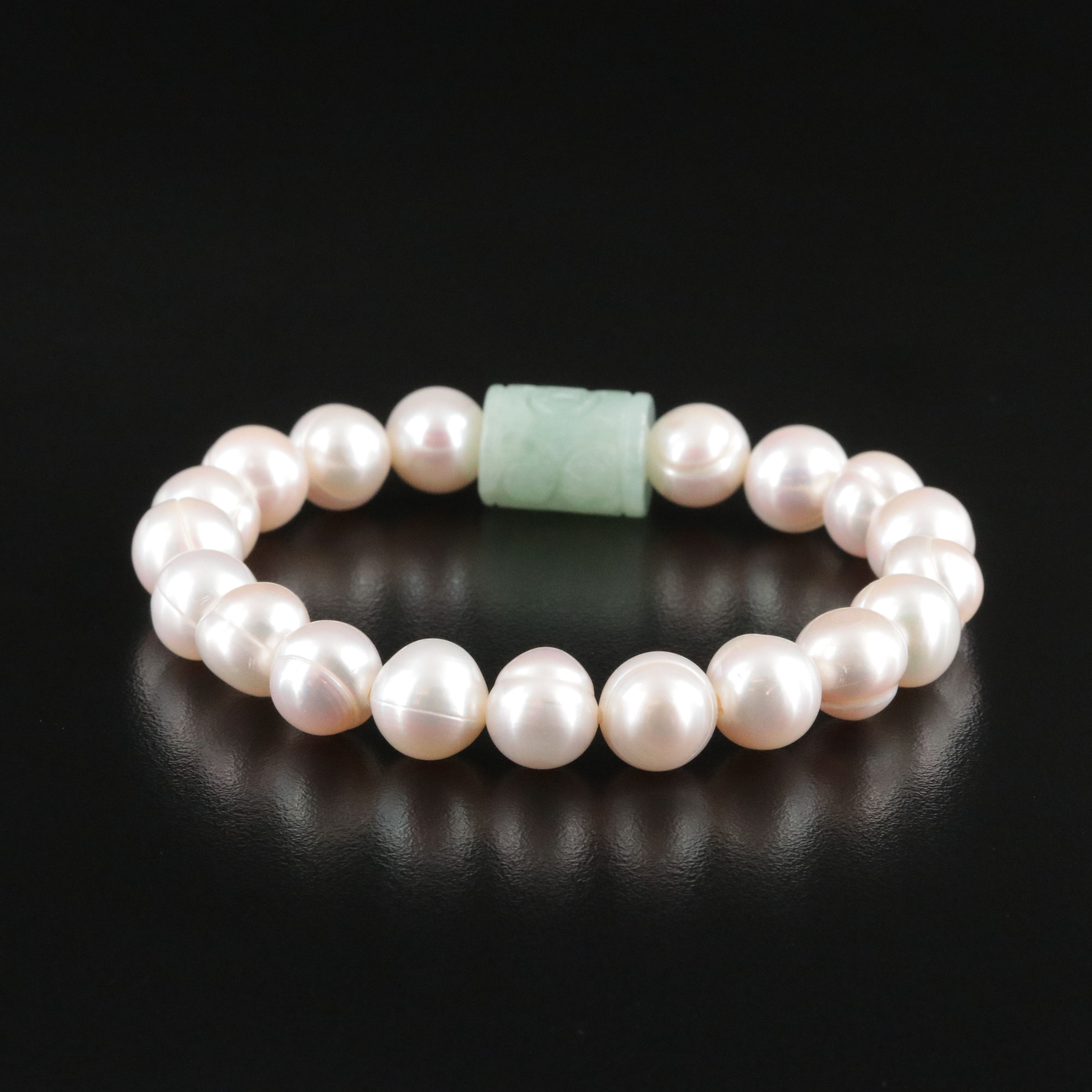 Pearl and Carved Jadeite Bracelet