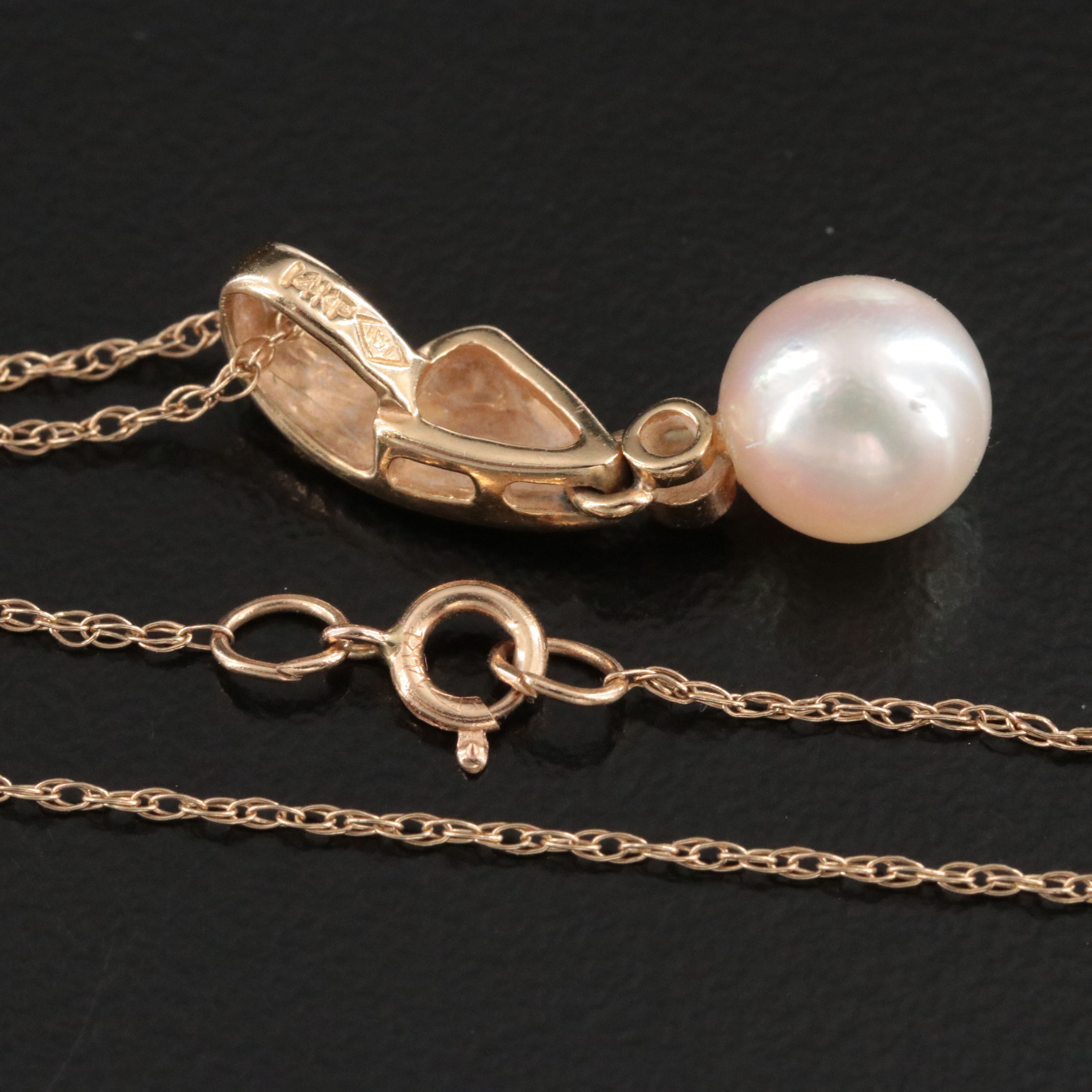 14K Pearl and Diamond Pendant Necklace
