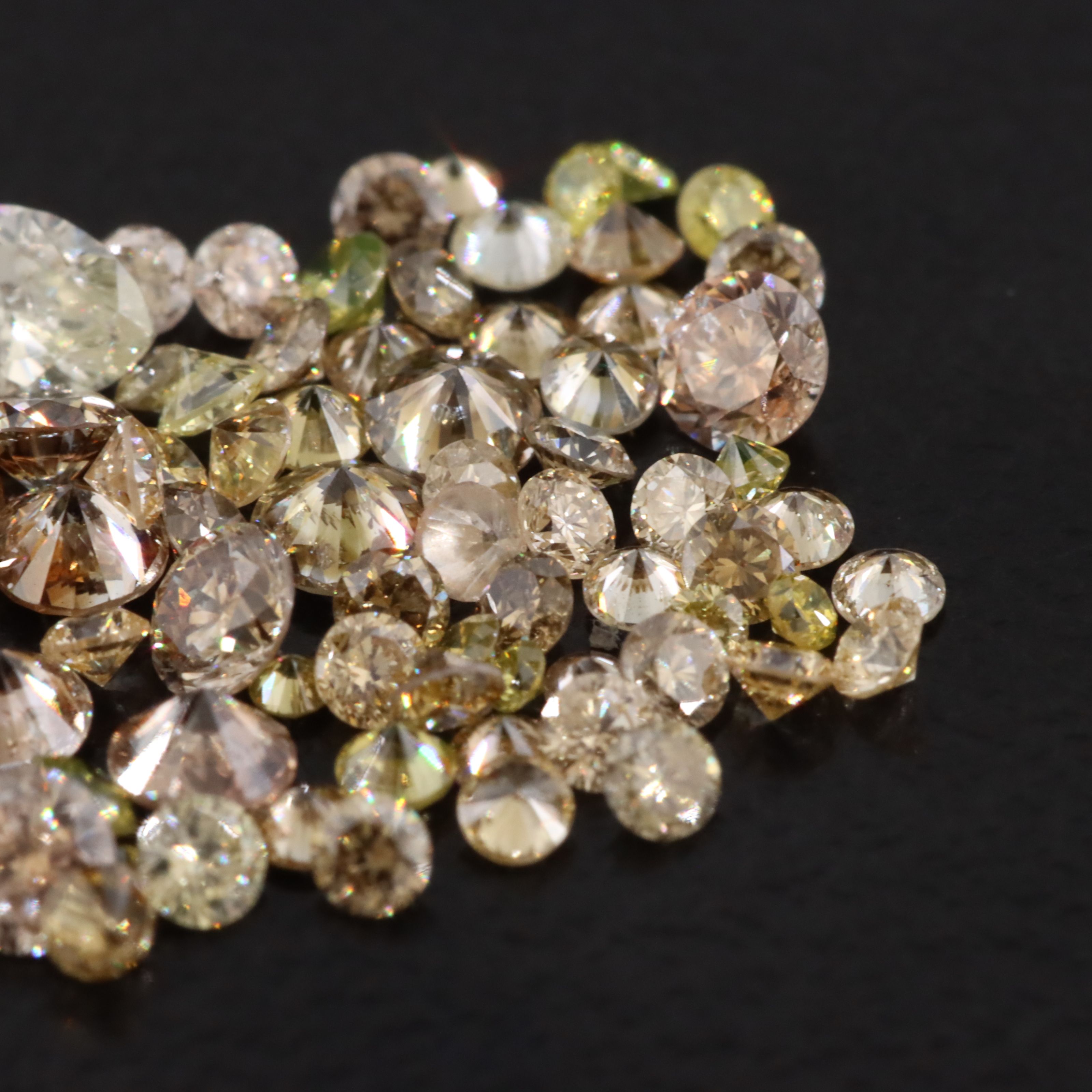 Loose 2.07 CTW Diamond Lot Featuring Fancy Colors