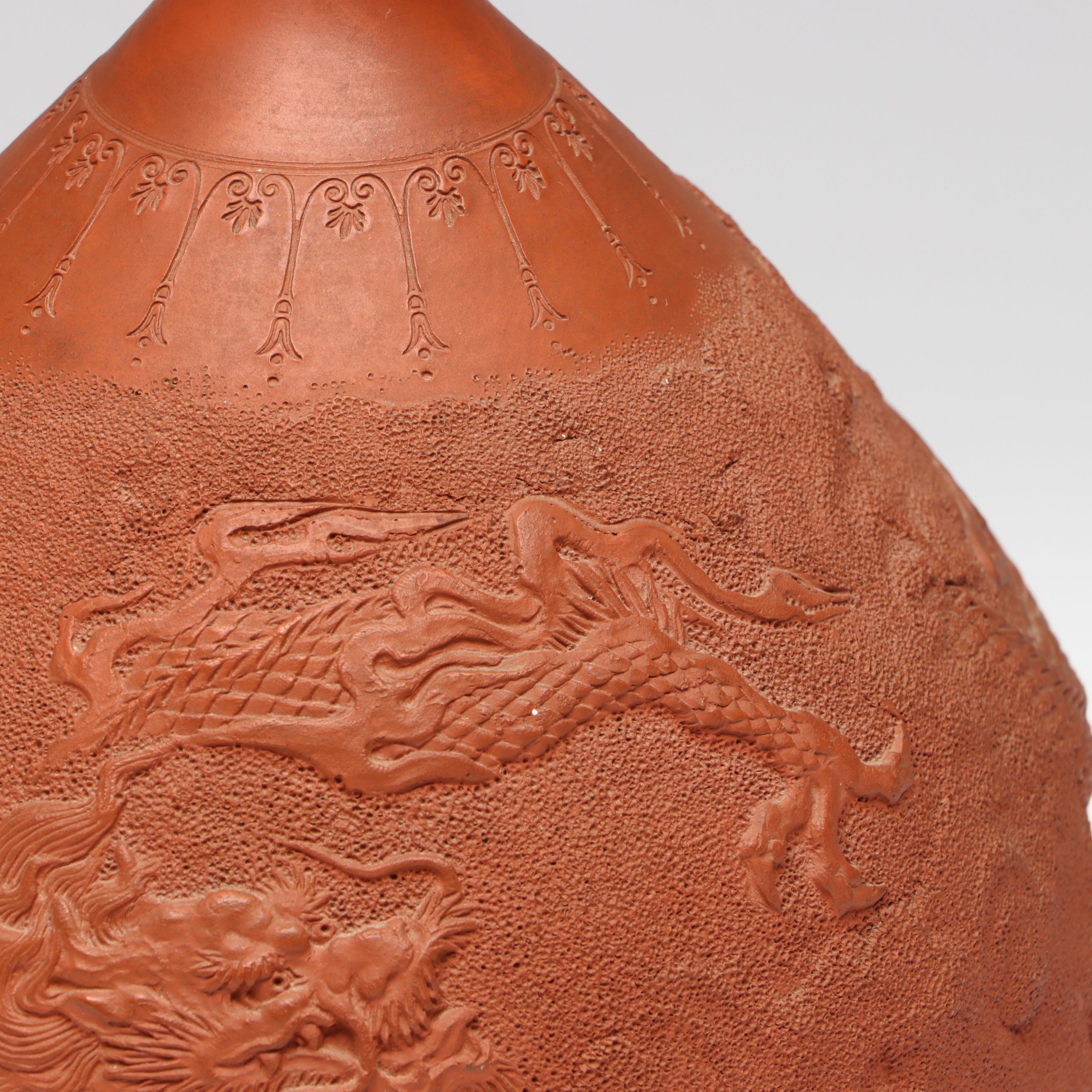 Japanese Tokoname Red Clay Style Three-Toed Dragon Pottery Vessel
