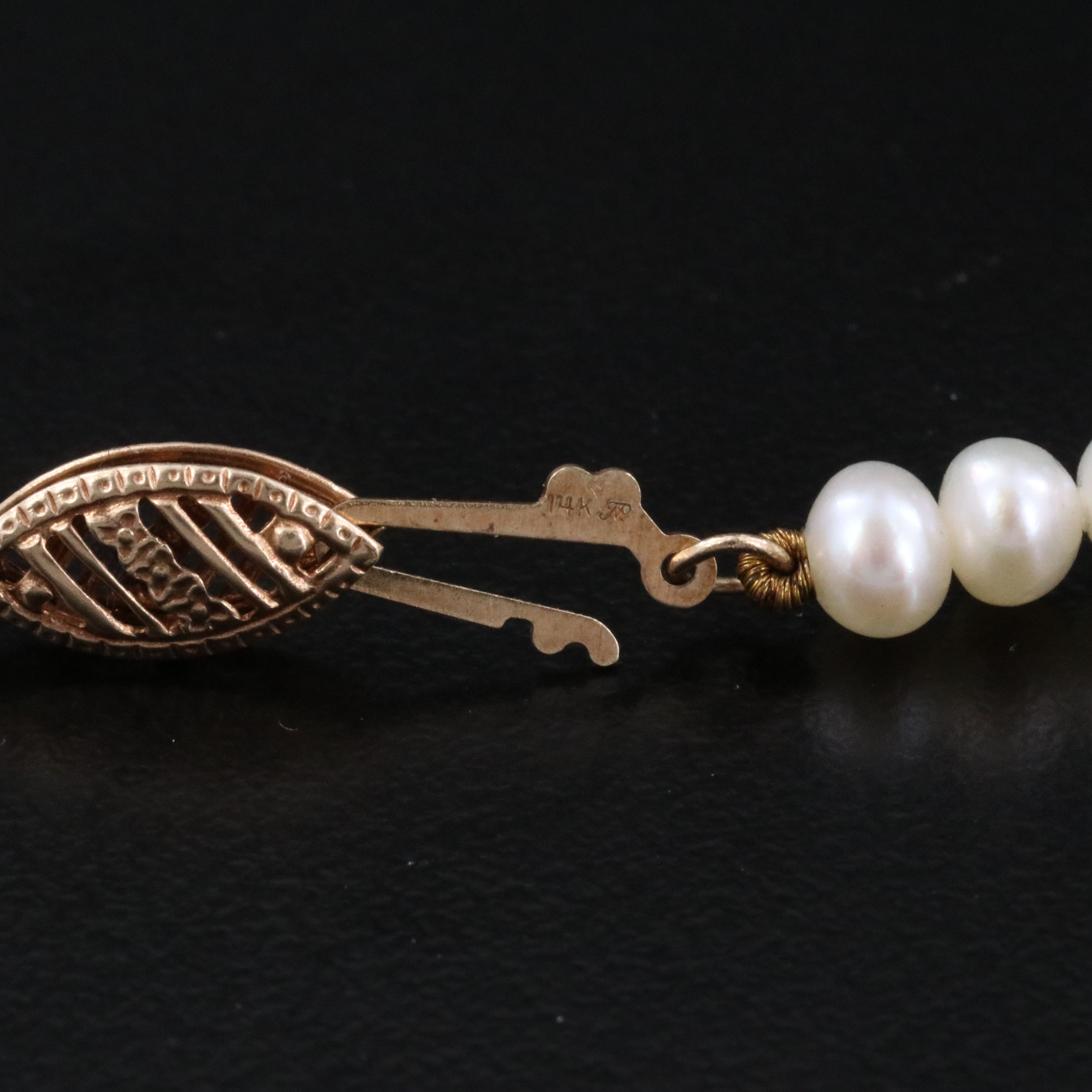 14K Graduated Pearl Necklace