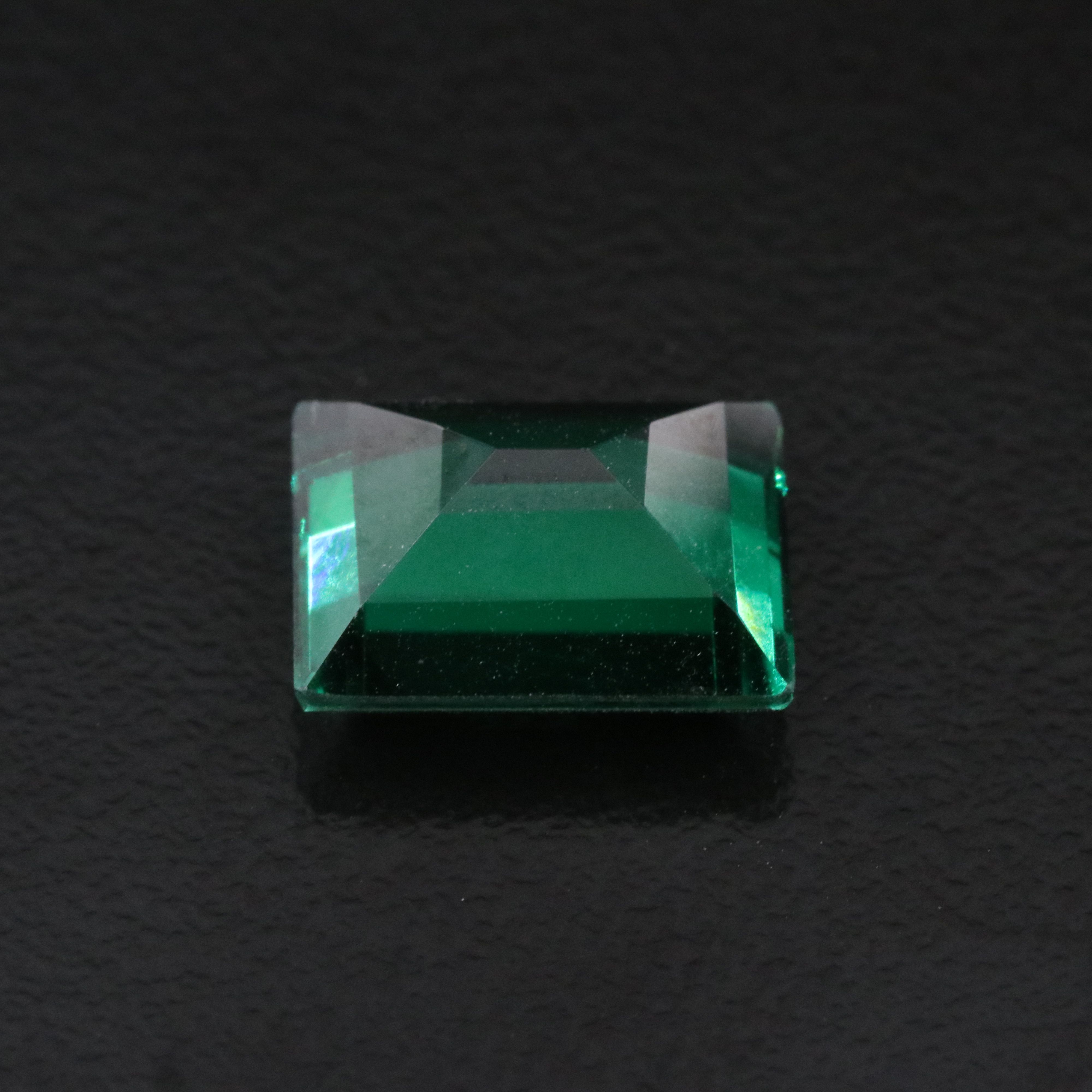 Loose 7.33 CT Lab Grown Spinel Triplet