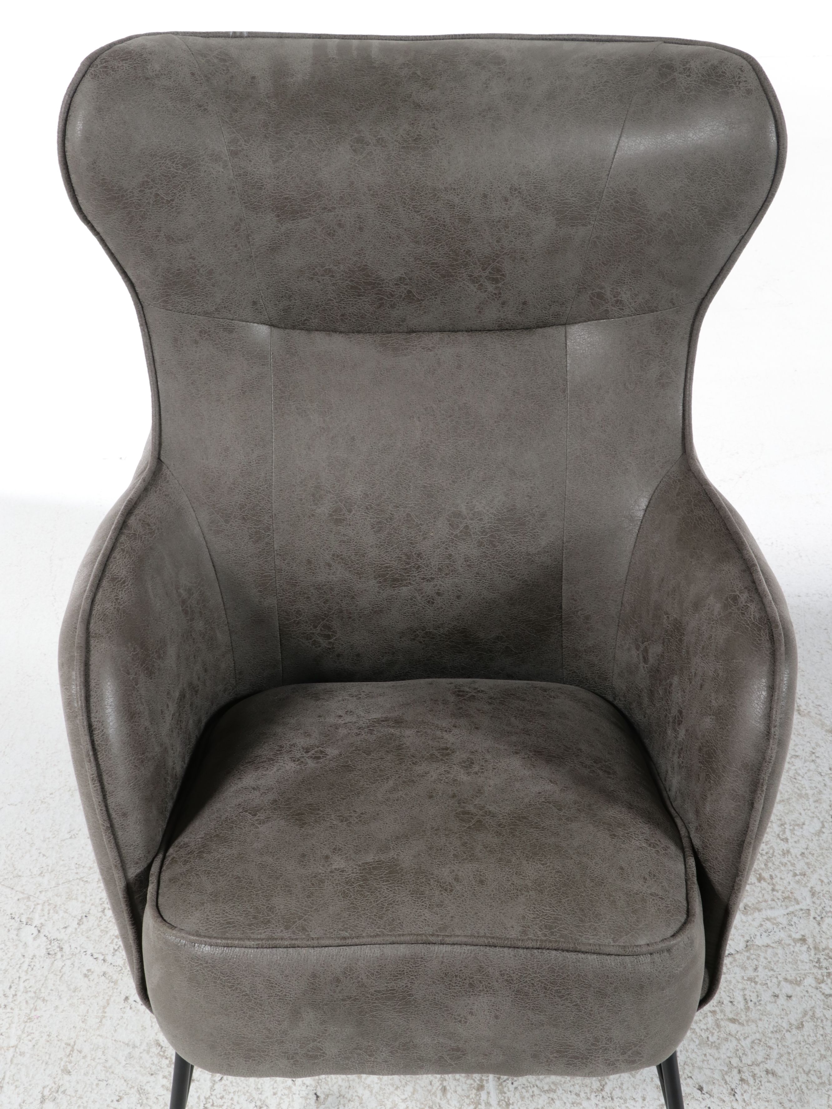 Pair of Emerald Home Furnishings "Franky" Wingback Accent Chairs