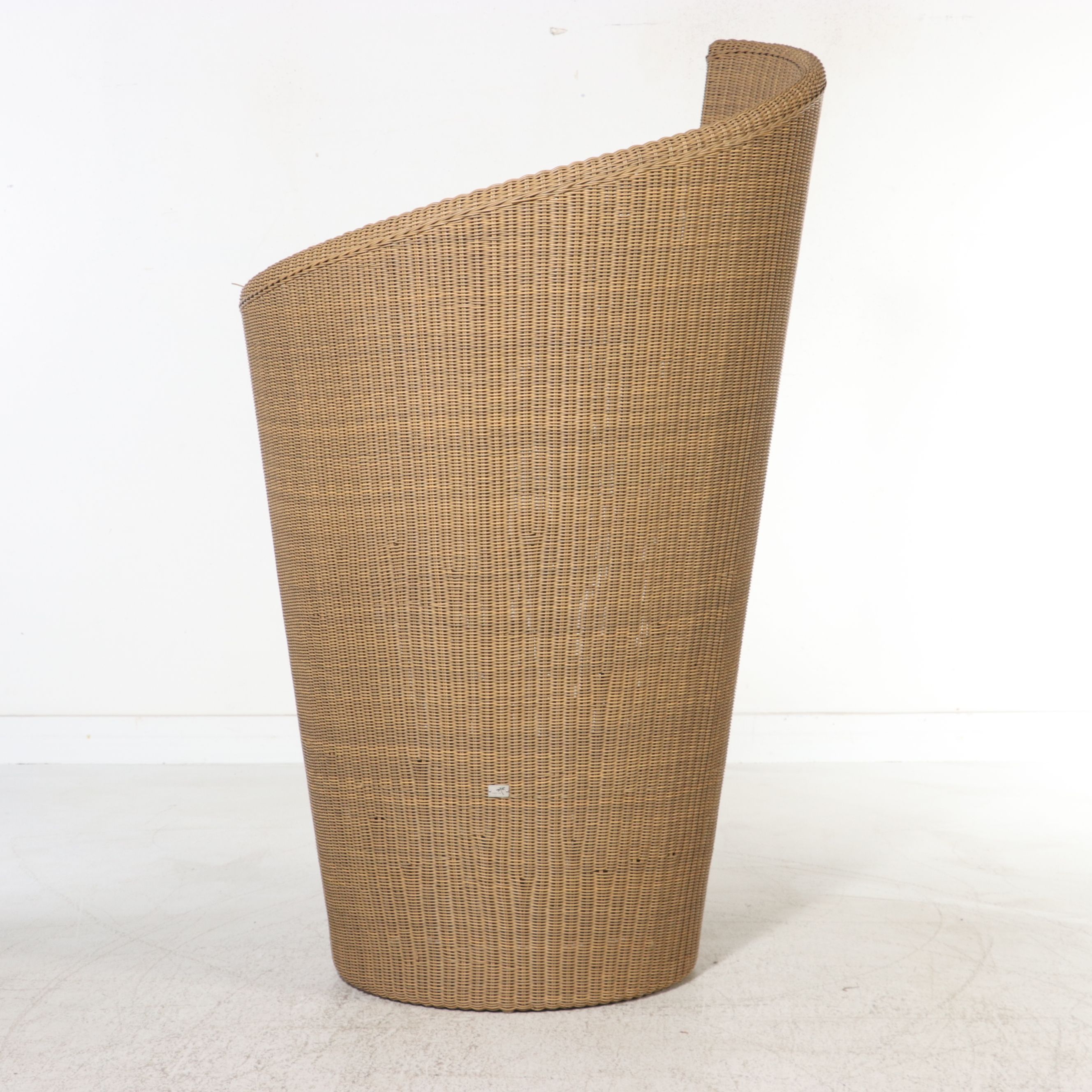 Freeline Contemporary Resin Wicker High-Back Chair