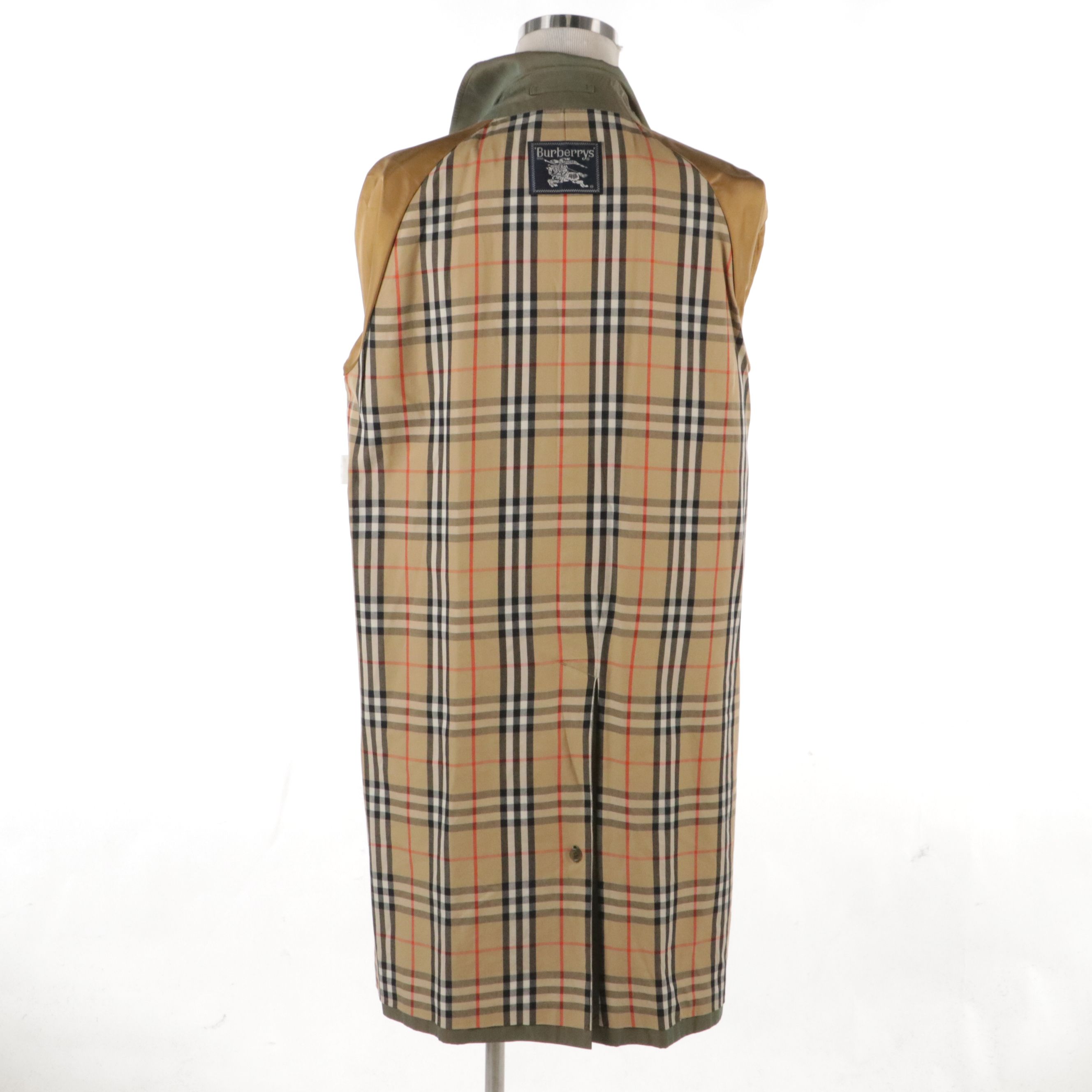 Men's Burberrys Raincoat in Iridescent Shot Cotton