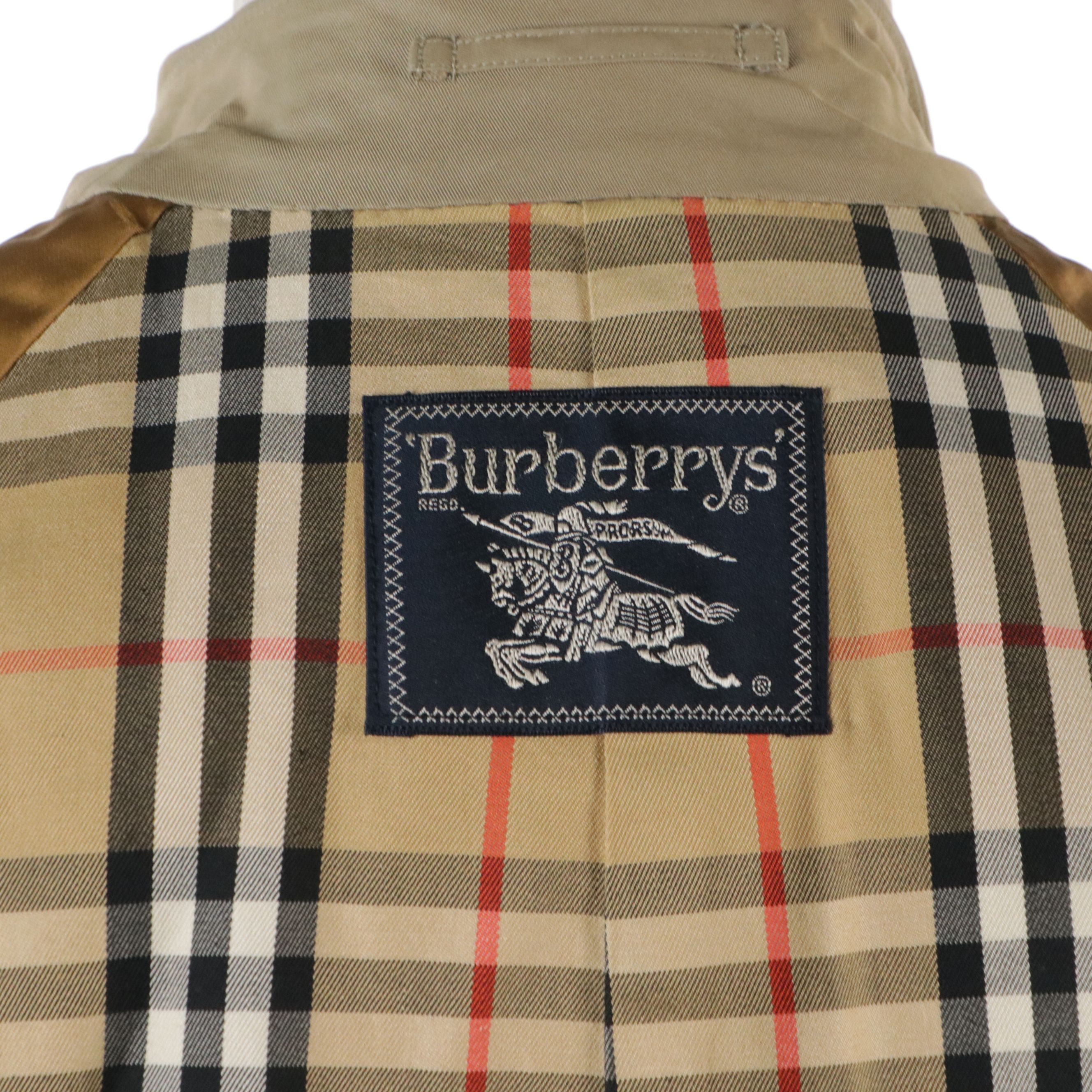 Men's Burberrys Cotton Double-Breasted Trench Coat with Nova Check Lining