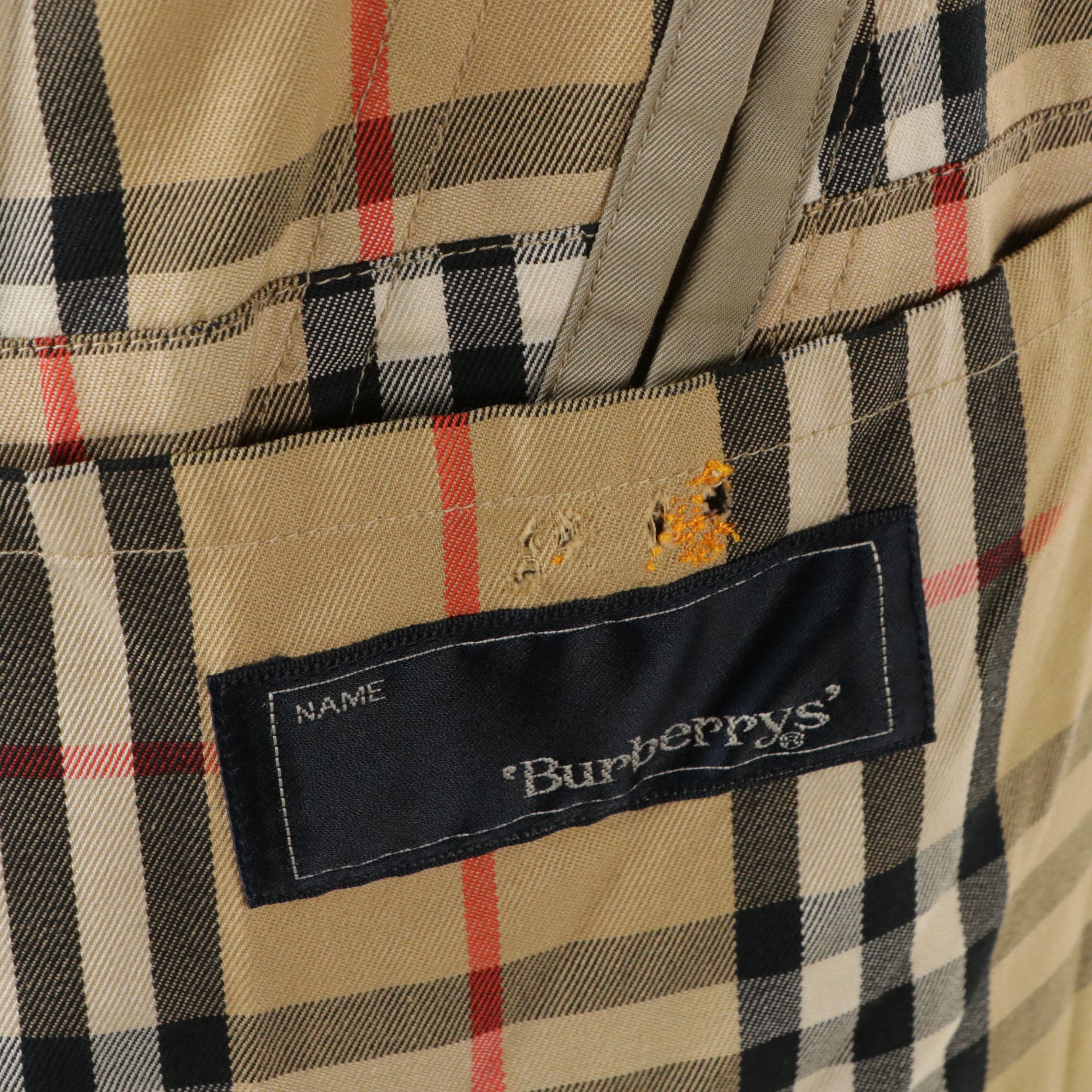 Men's Burberrys Cotton Double-Breasted Trench Coat with Nova Check Lining