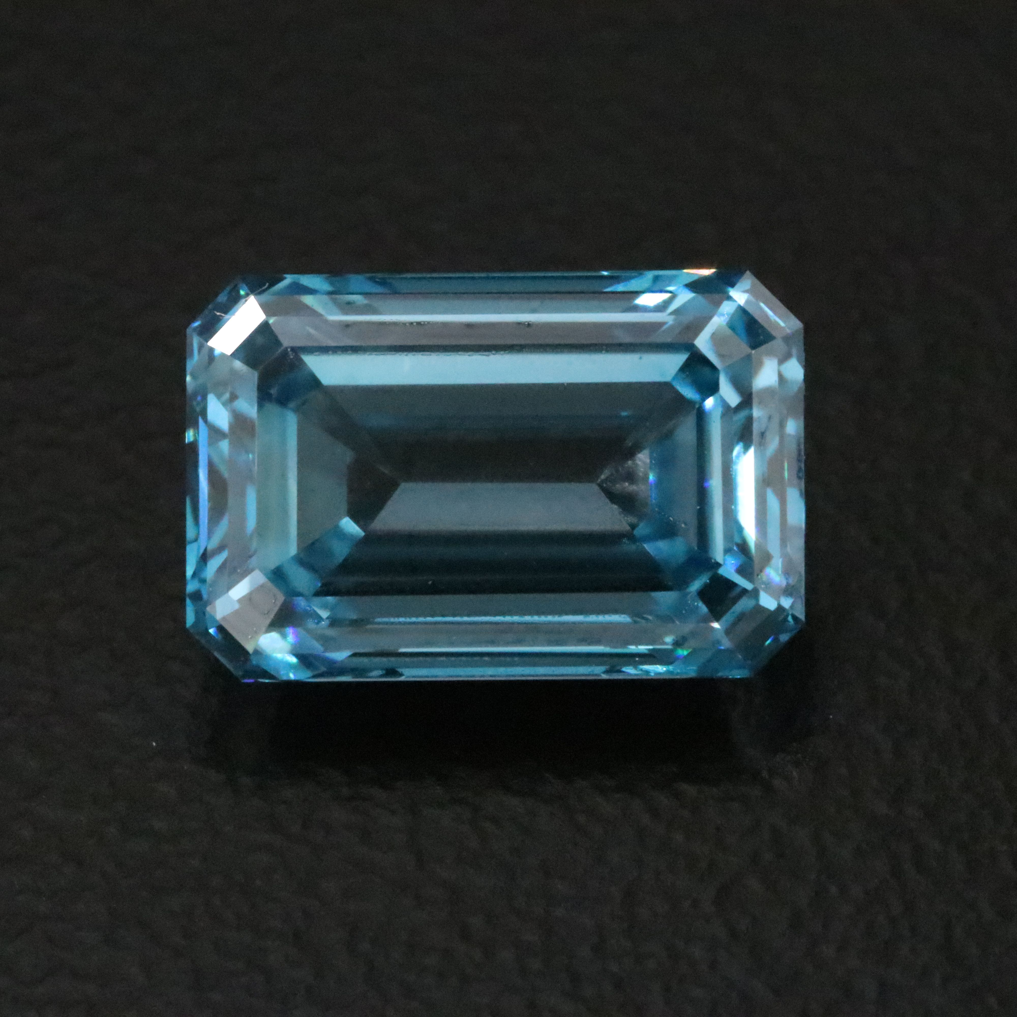 Loose 3.01 CT Lab Grown Fancy Vivid Blue Diamond with IGI Report