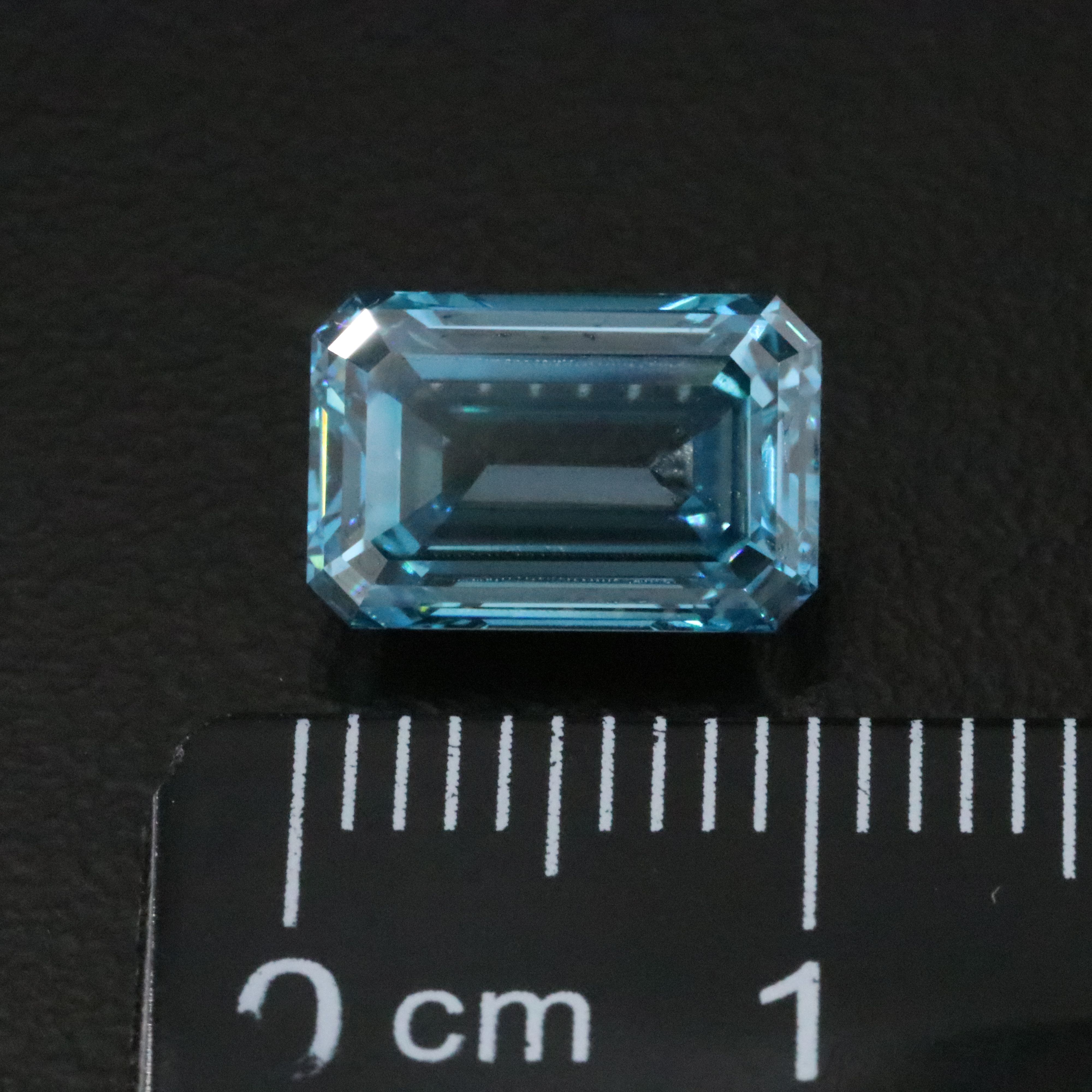 Loose 3.01 CT Lab Grown Fancy Vivid Blue Diamond with IGI Report
