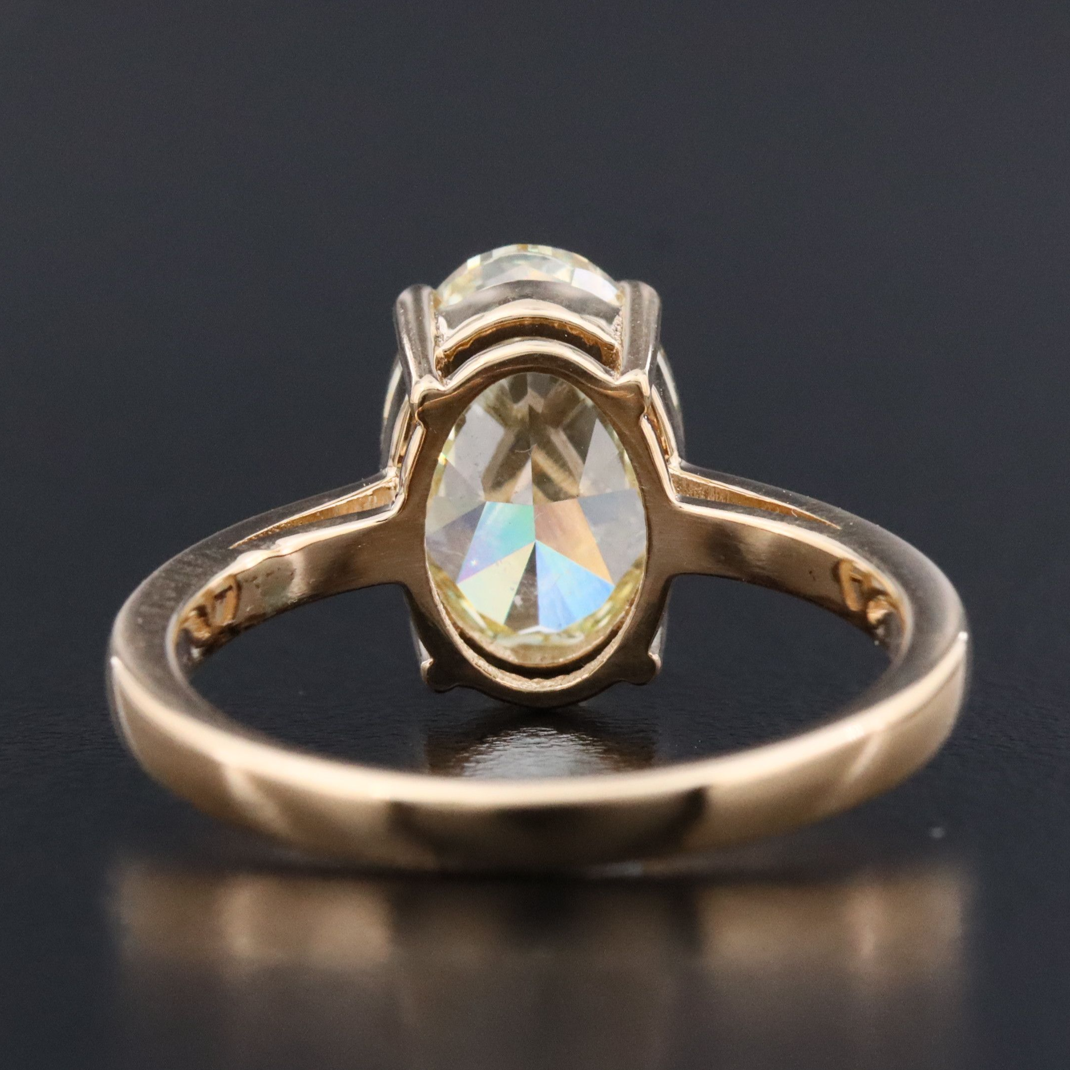 18K 3.02 CT Lab Grown Fancy Intense Yellow Diamond Ring with IGI Report
