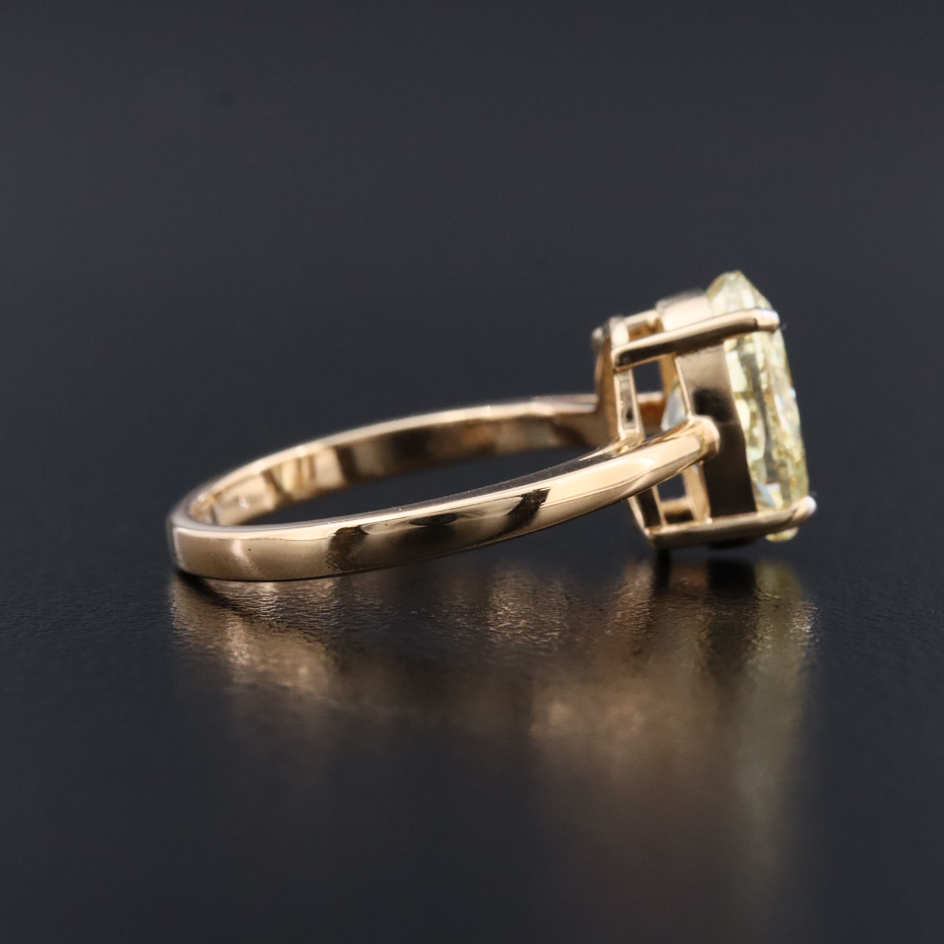 18K 3.02 CT Lab Grown Fancy Intense Yellow Diamond Ring with IGI Report