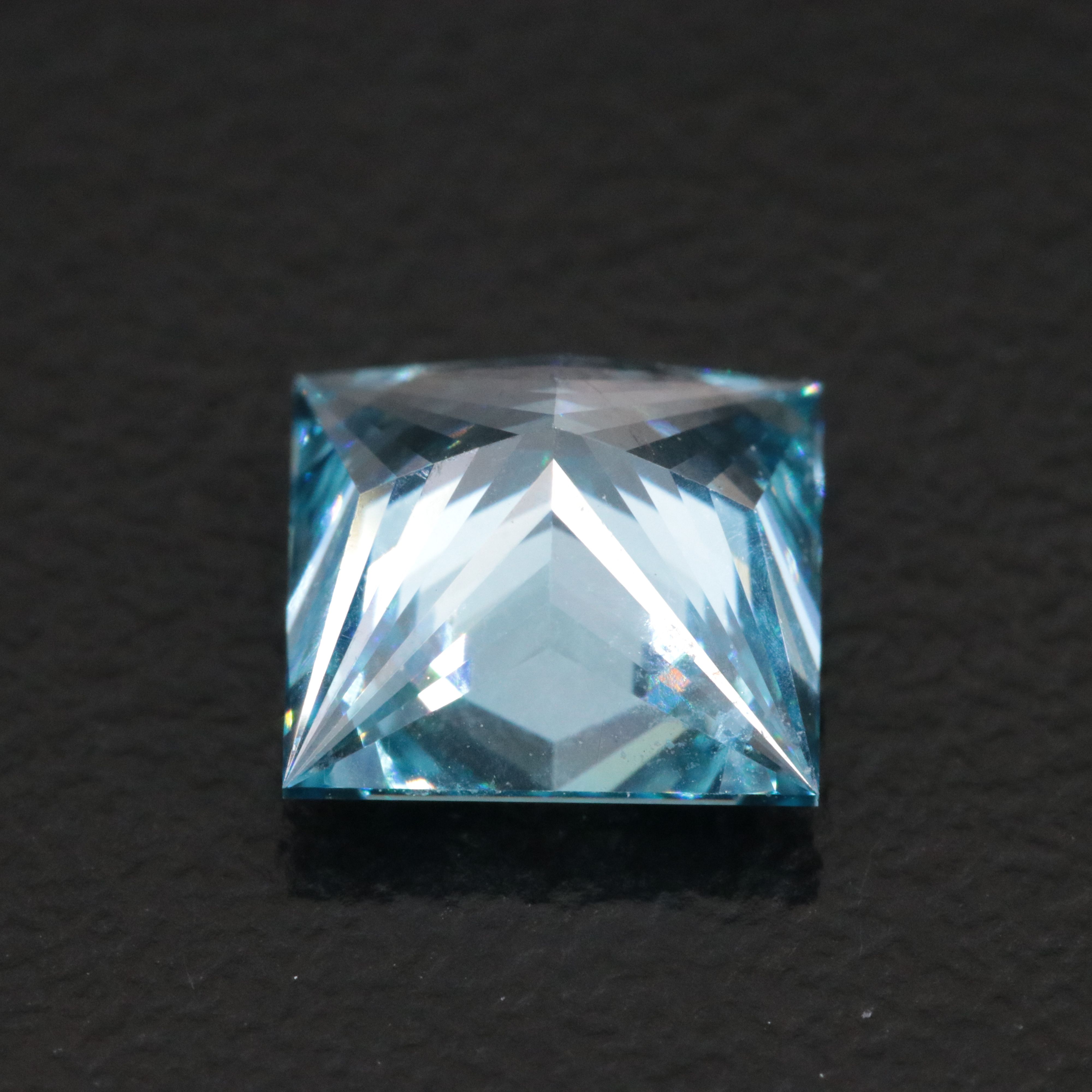 Loose 2.01 CT Lab Grown Fancy Vivid Blue Diamond with IGI Report