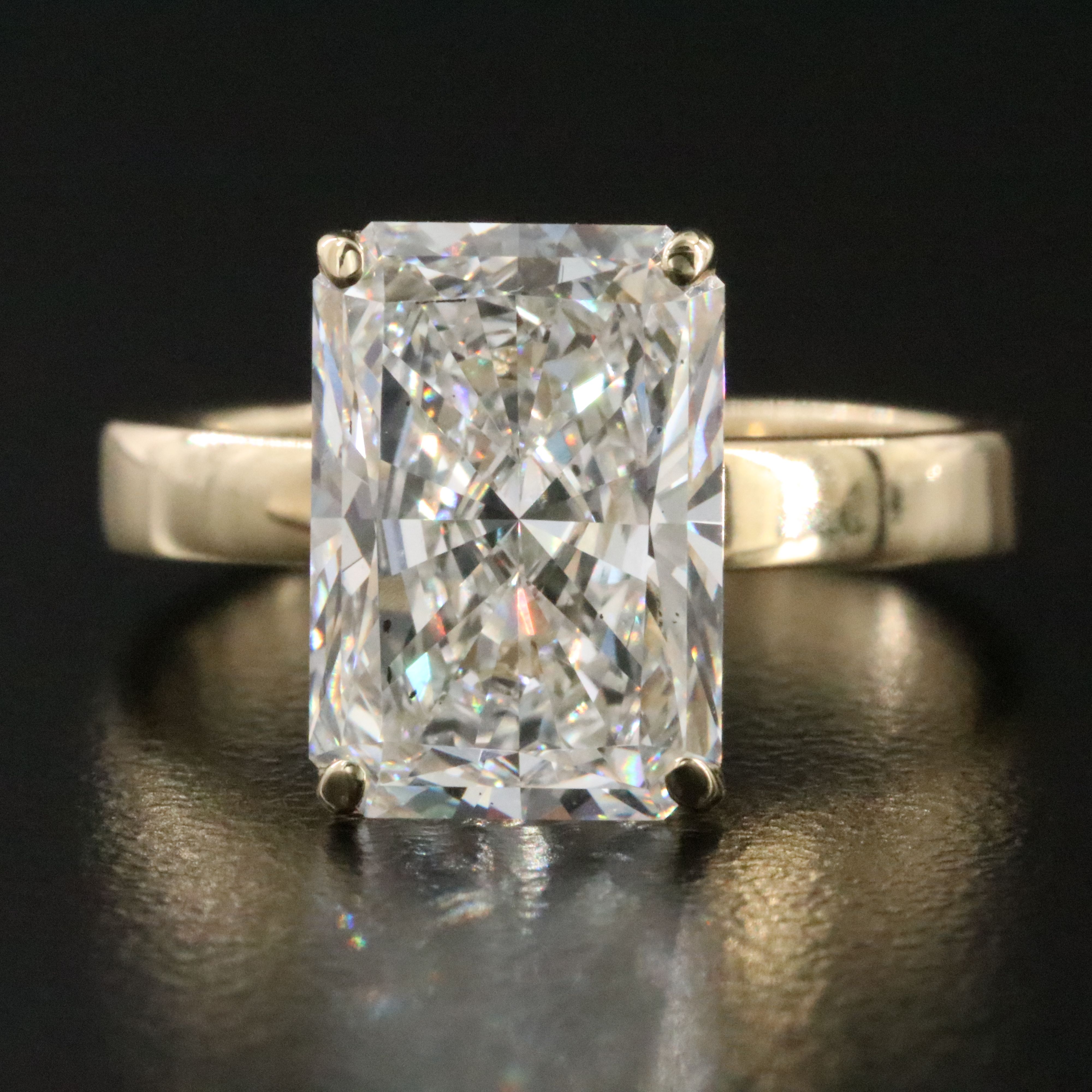 14K 5.09 CT Lab Grown Diamond Solitaire Ring with IGI Report