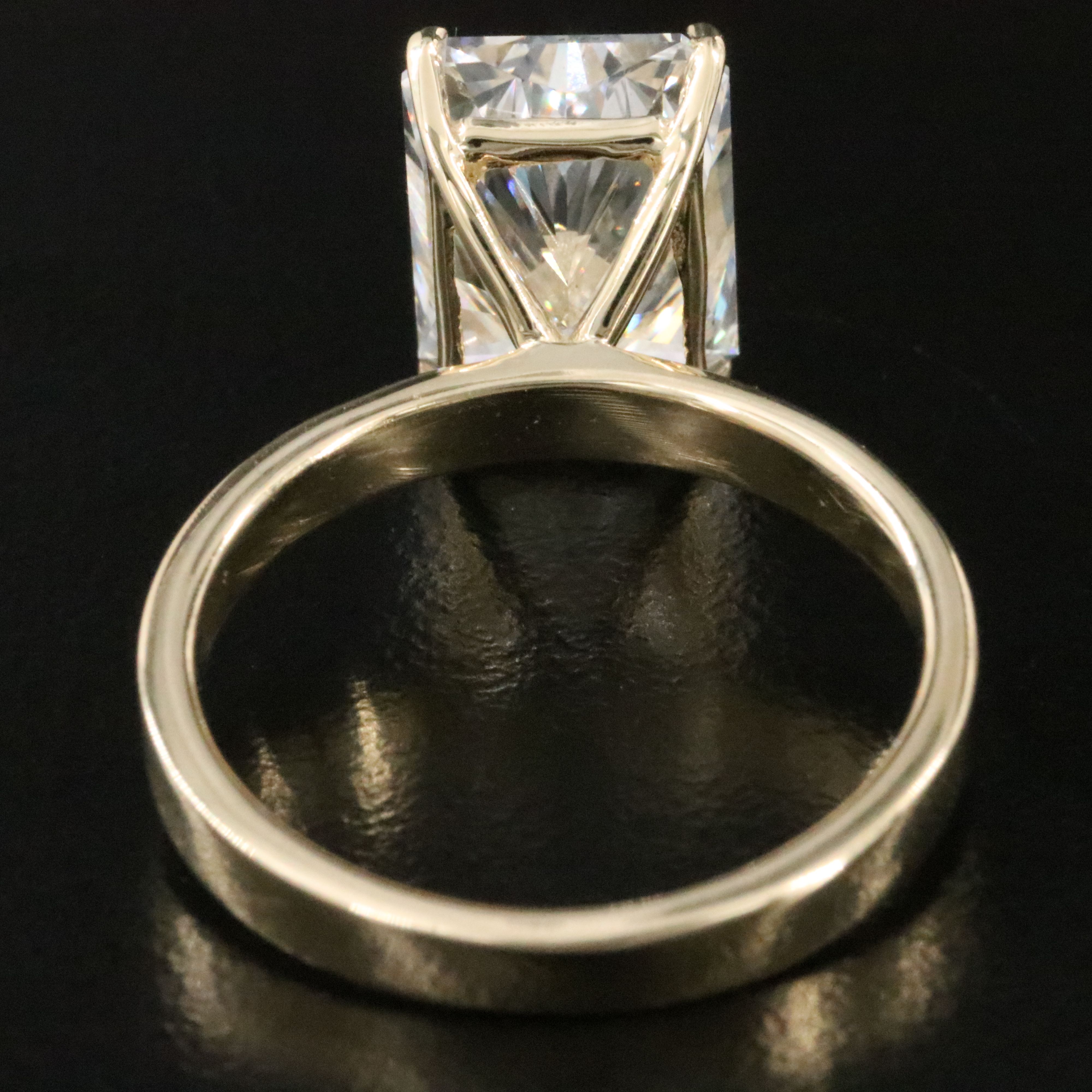 14K 5.09 CT Lab Grown Diamond Solitaire Ring with IGI Report