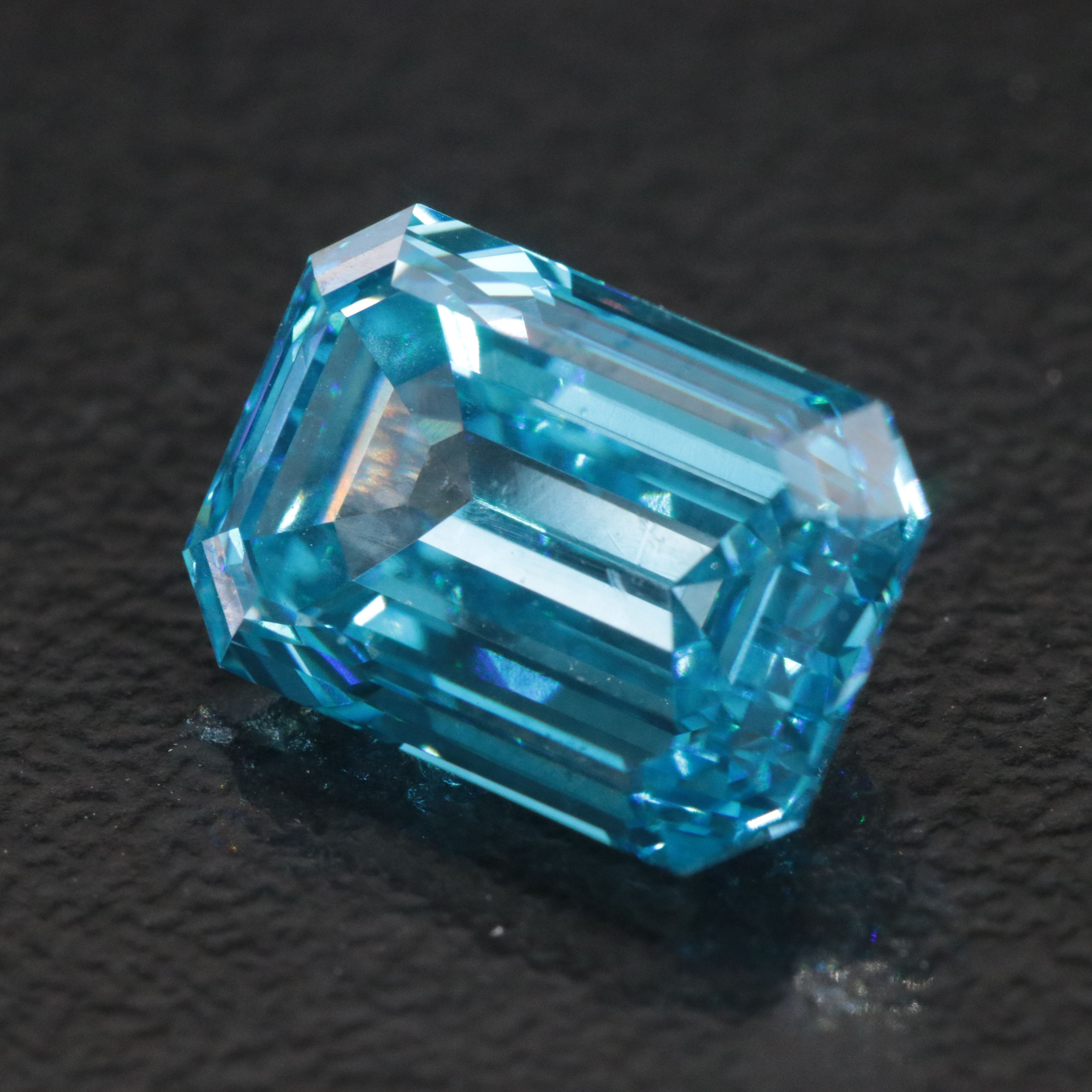 Loose 3.03 CT Lab Grown Fancy Vivid Blue Diamond with IGI Report