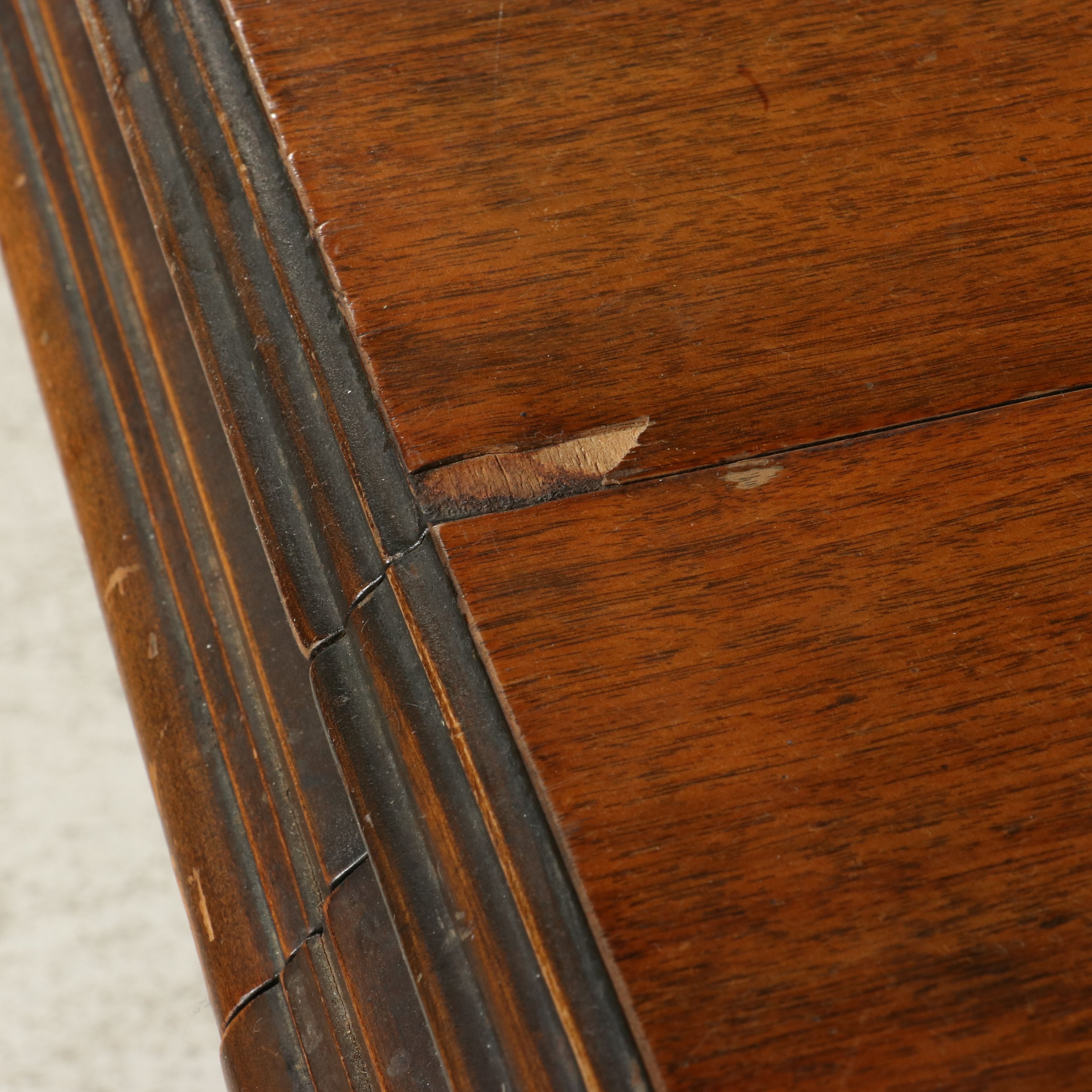 Renaissance Revival Walnut Dining Table, Late 19th to Early 20th Century