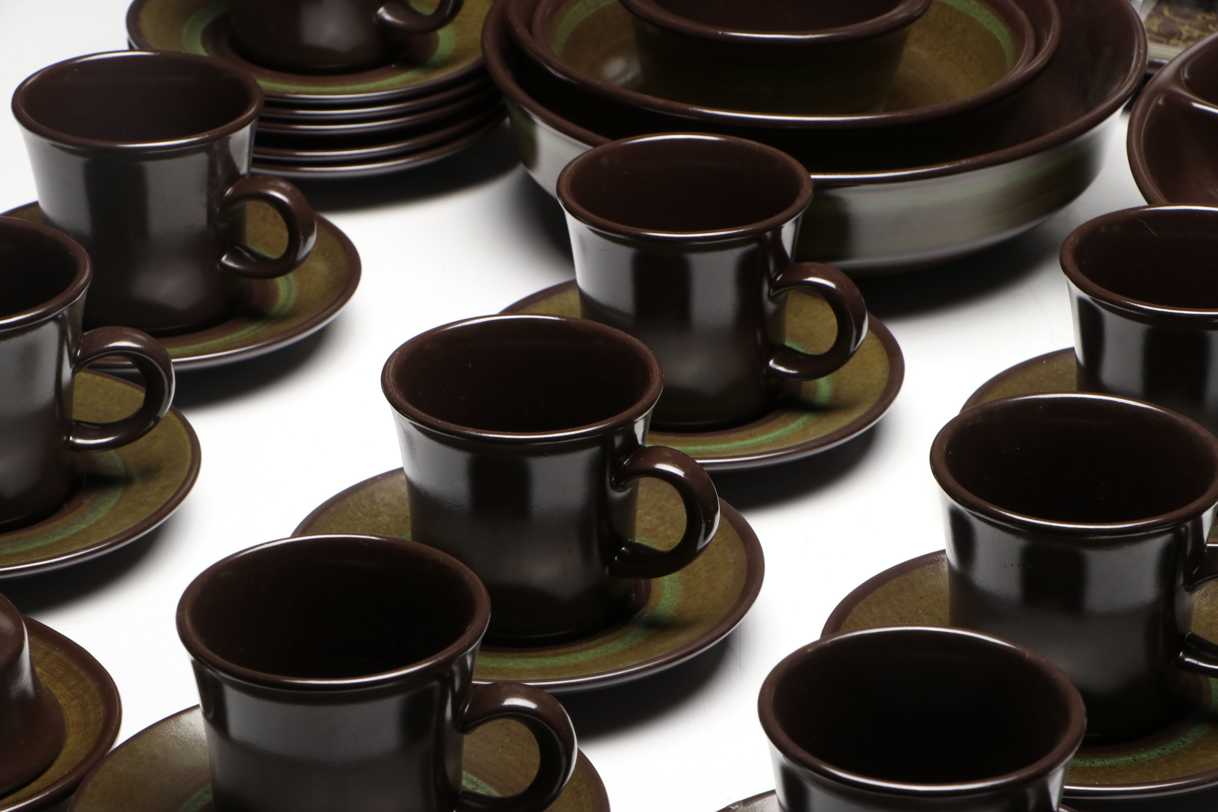 Franciscan "Madeira" Stoneware Tableware, Mid to Late 20th Century