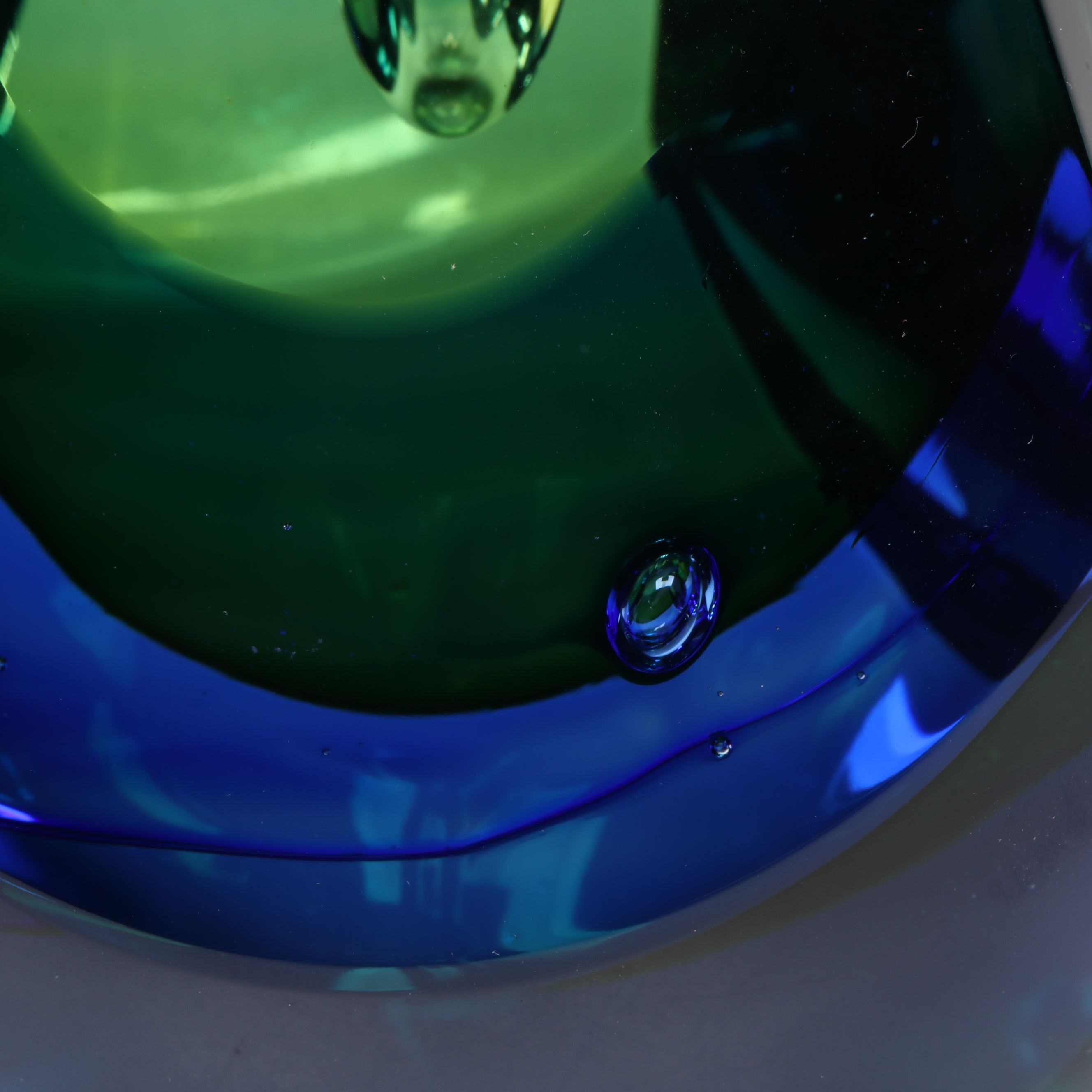 Robert Phillips Teardrop Overlay Art Glass Sculpture, 2014